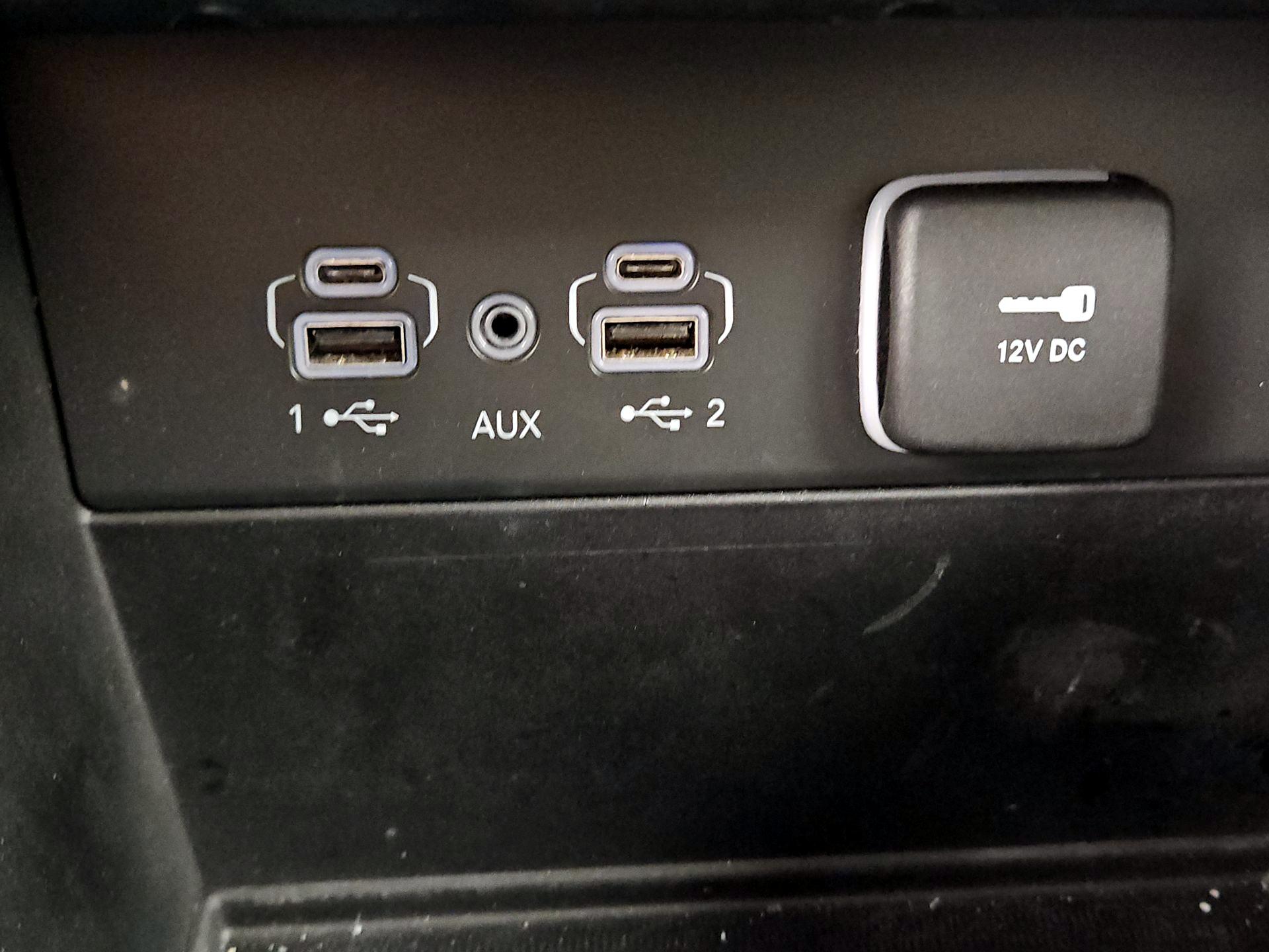 Thumbnail: 2023 Jeep Grand Cherokee - 19