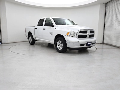 2022 RAM 1500 Classic SLT -
                Newark, DE
