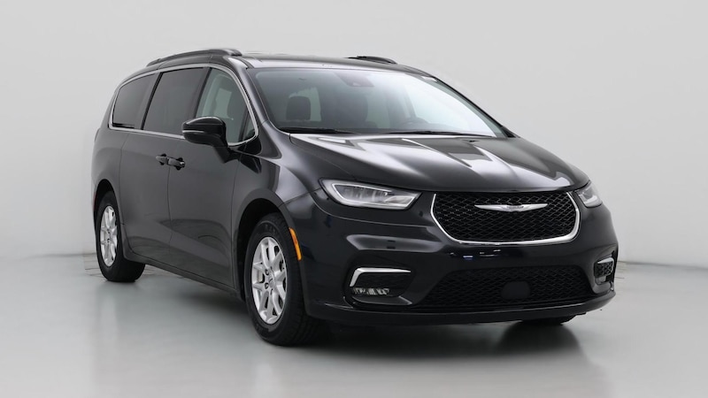 2022 Chrysler Pacifica Touring L Hero Image