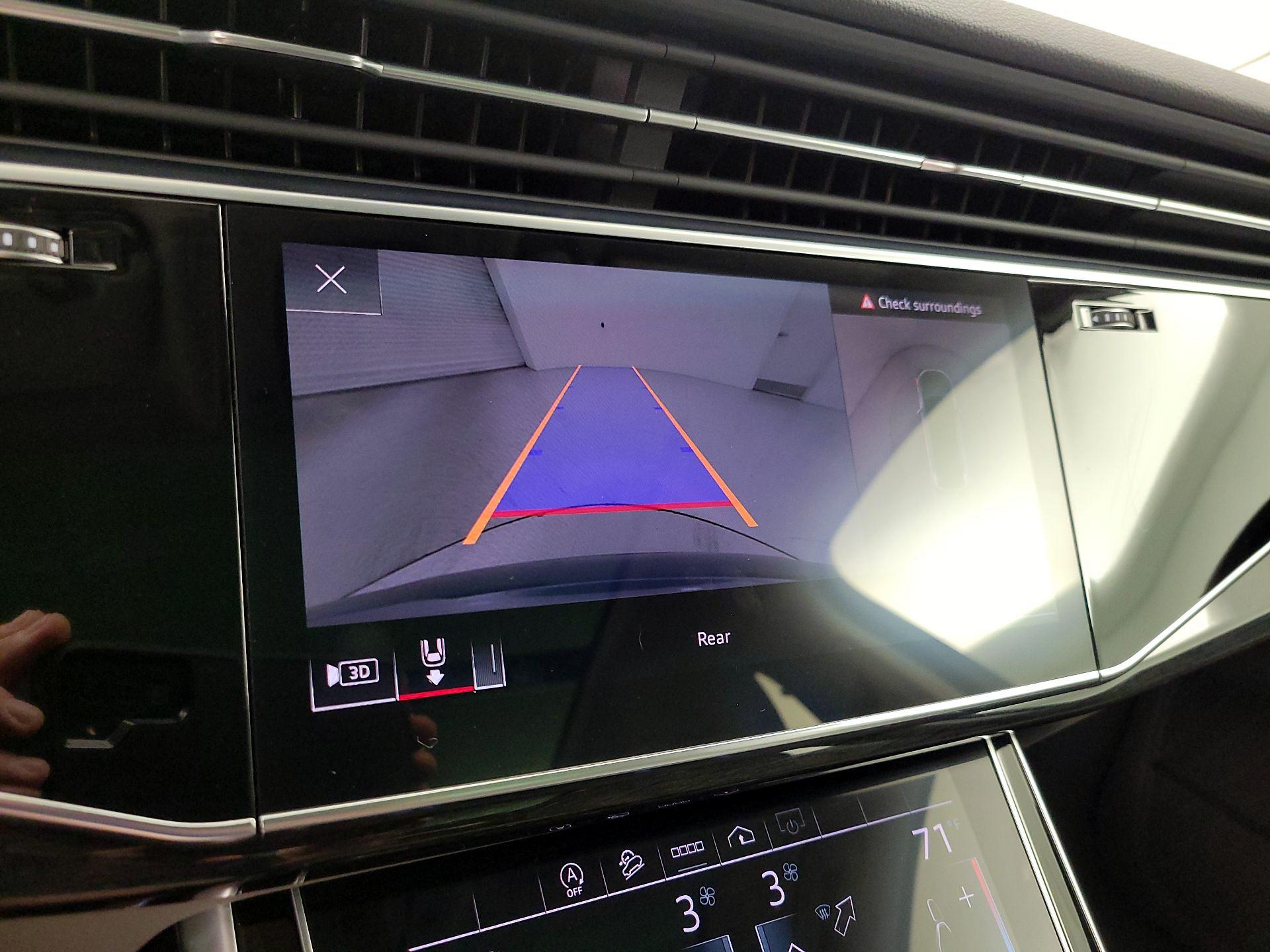 Thumbnail: 2022 Audi Q7 - 15