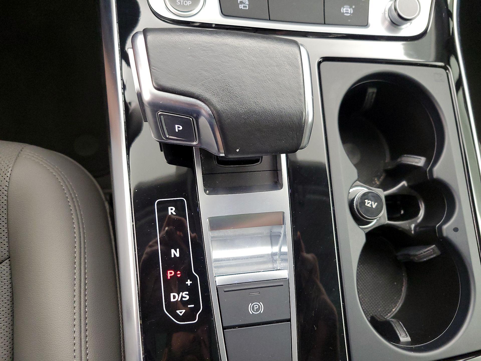 Thumbnail: 2022 Audi Q7 - 18