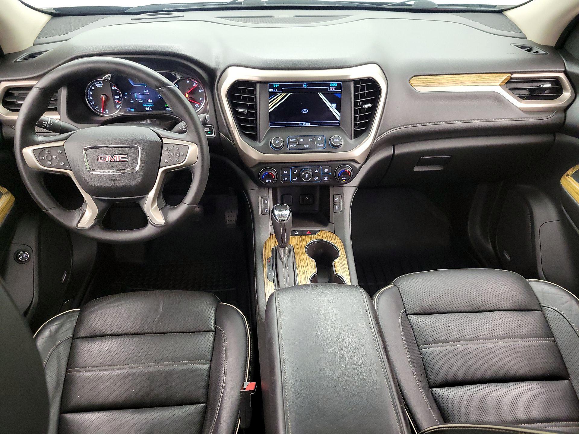 Thumbnail: 2017 GMC Acadia - 9