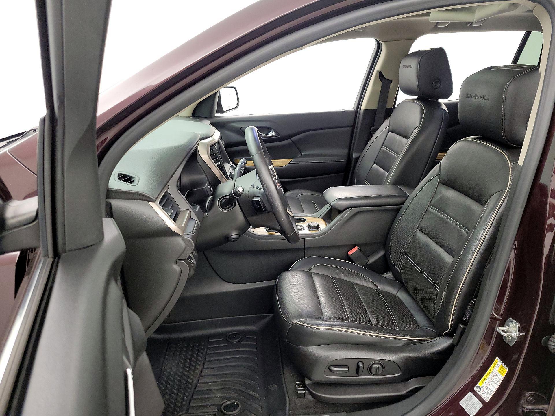 Thumbnail: 2017 GMC Acadia - 11