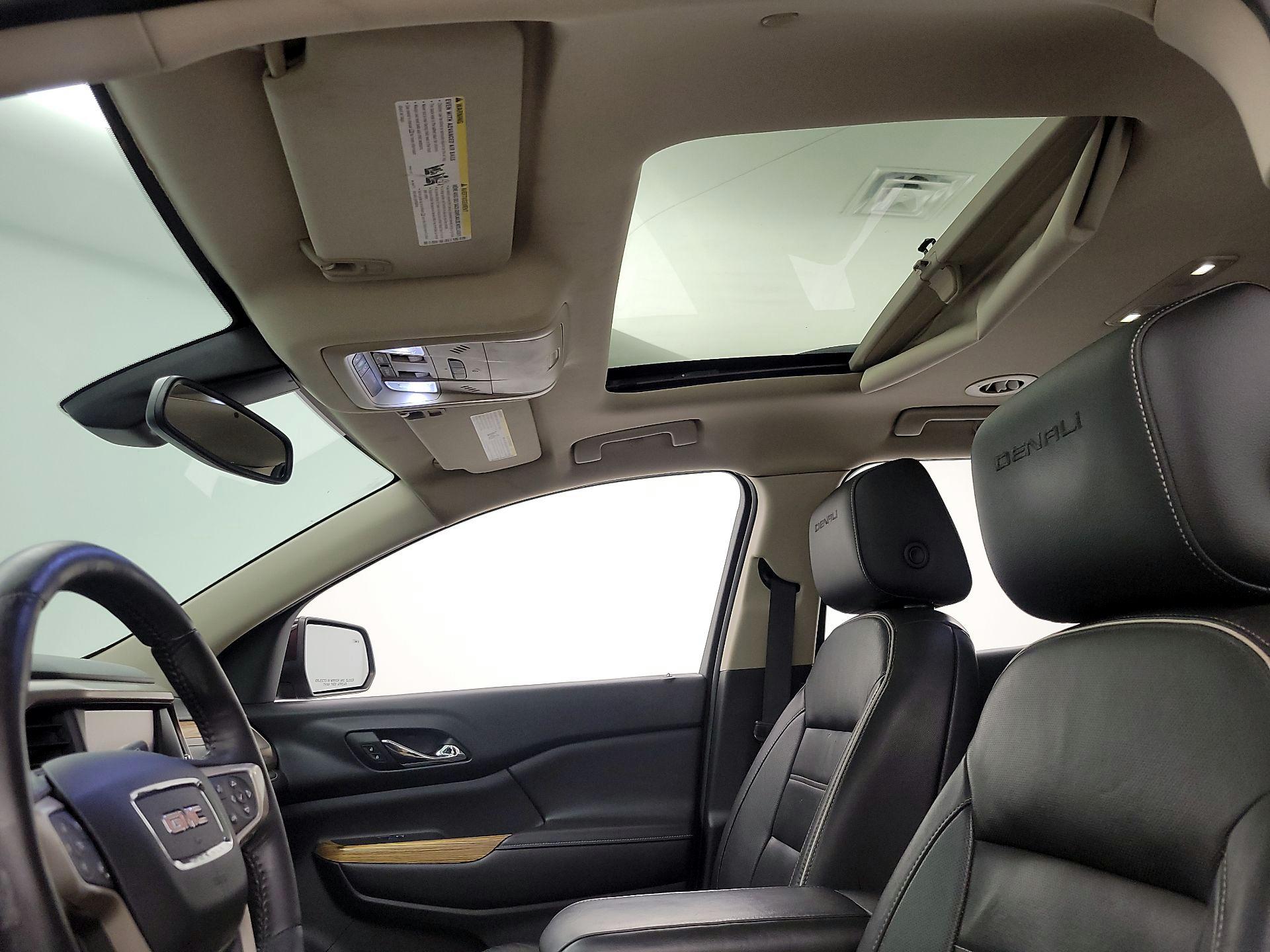 Thumbnail: 2017 GMC Acadia - 20