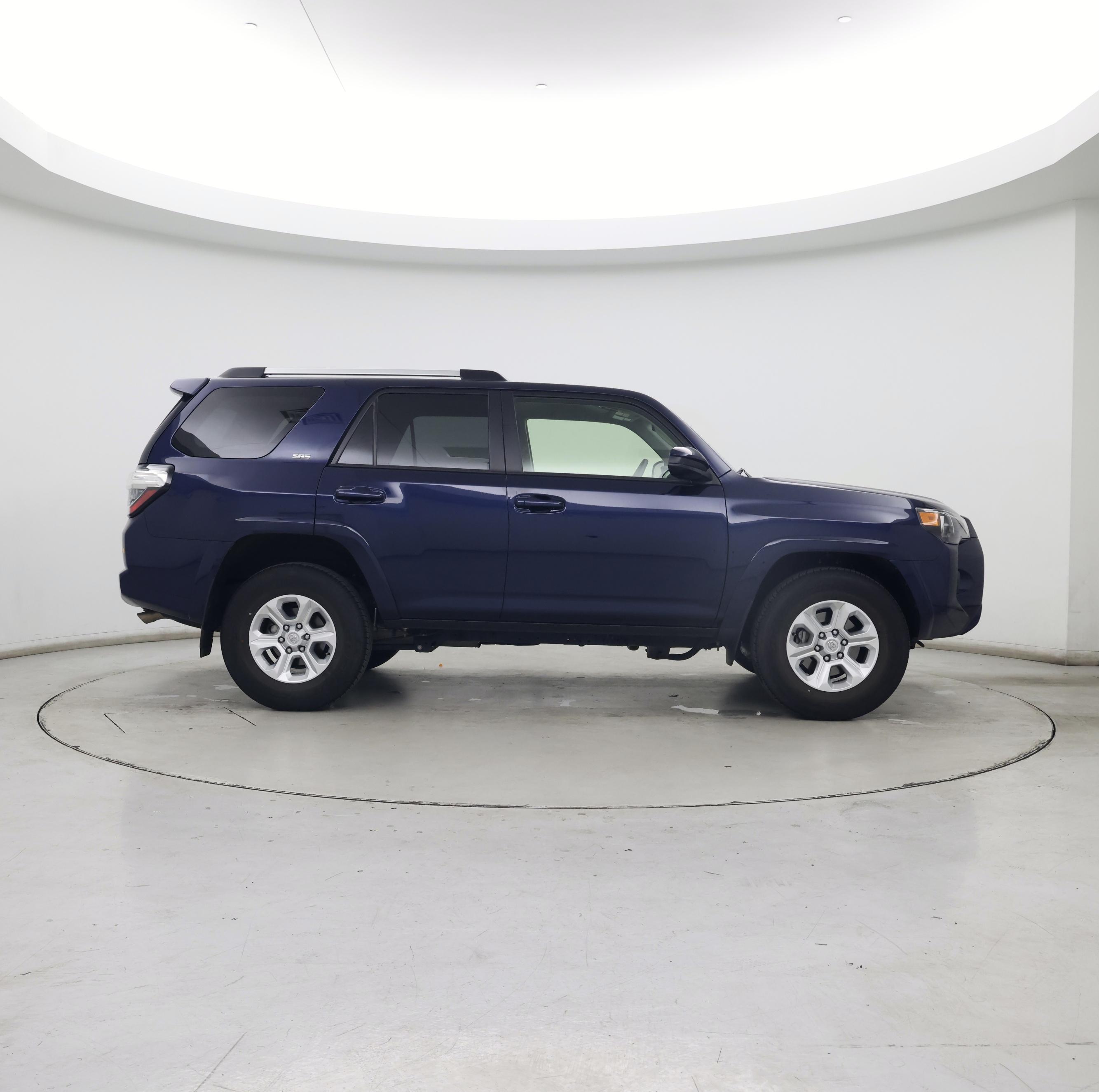 Thumbnail: 2024 Toyota 4Runner - 7