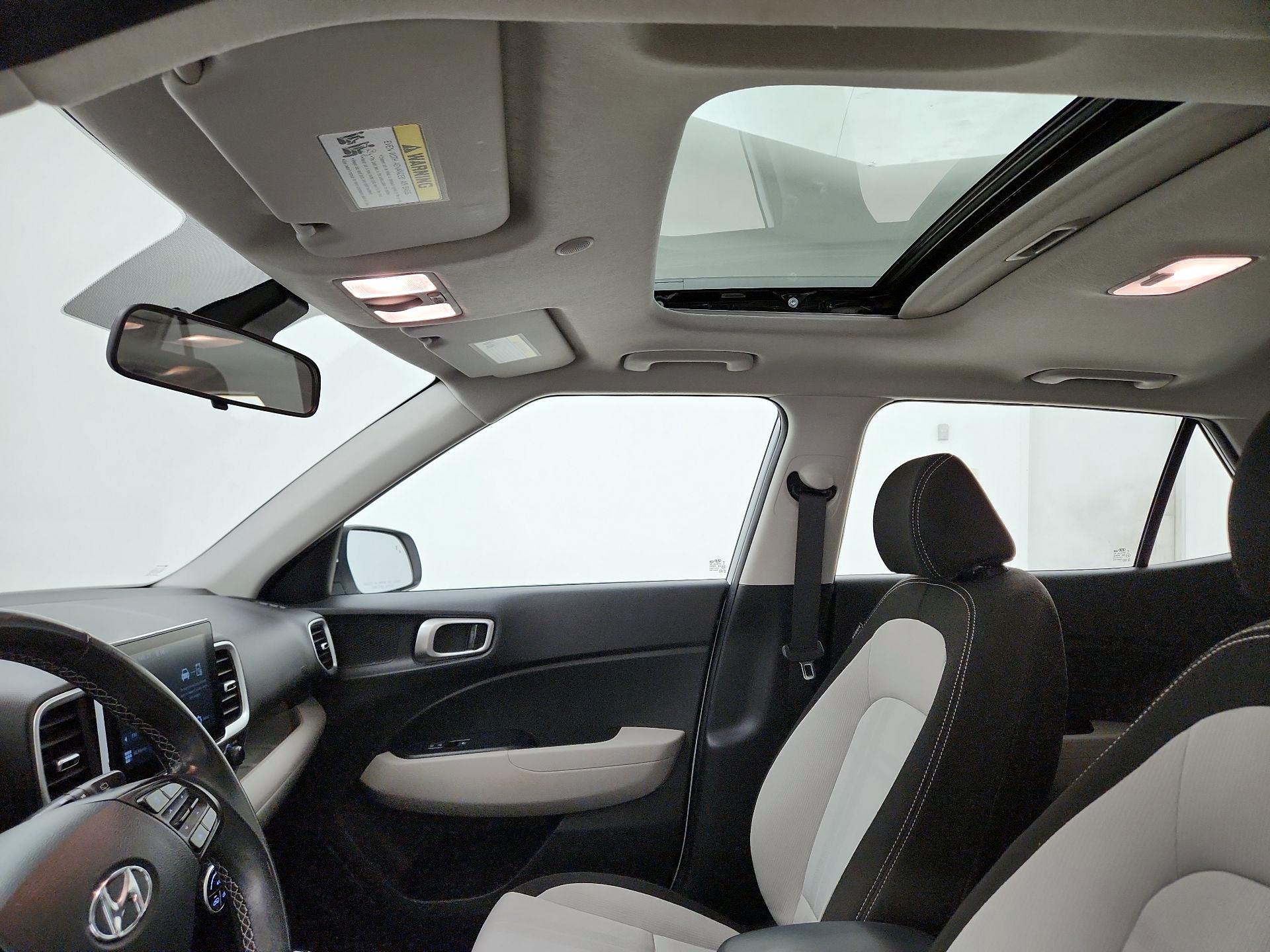 Thumbnail: 2024 Hyundai Venue - 19