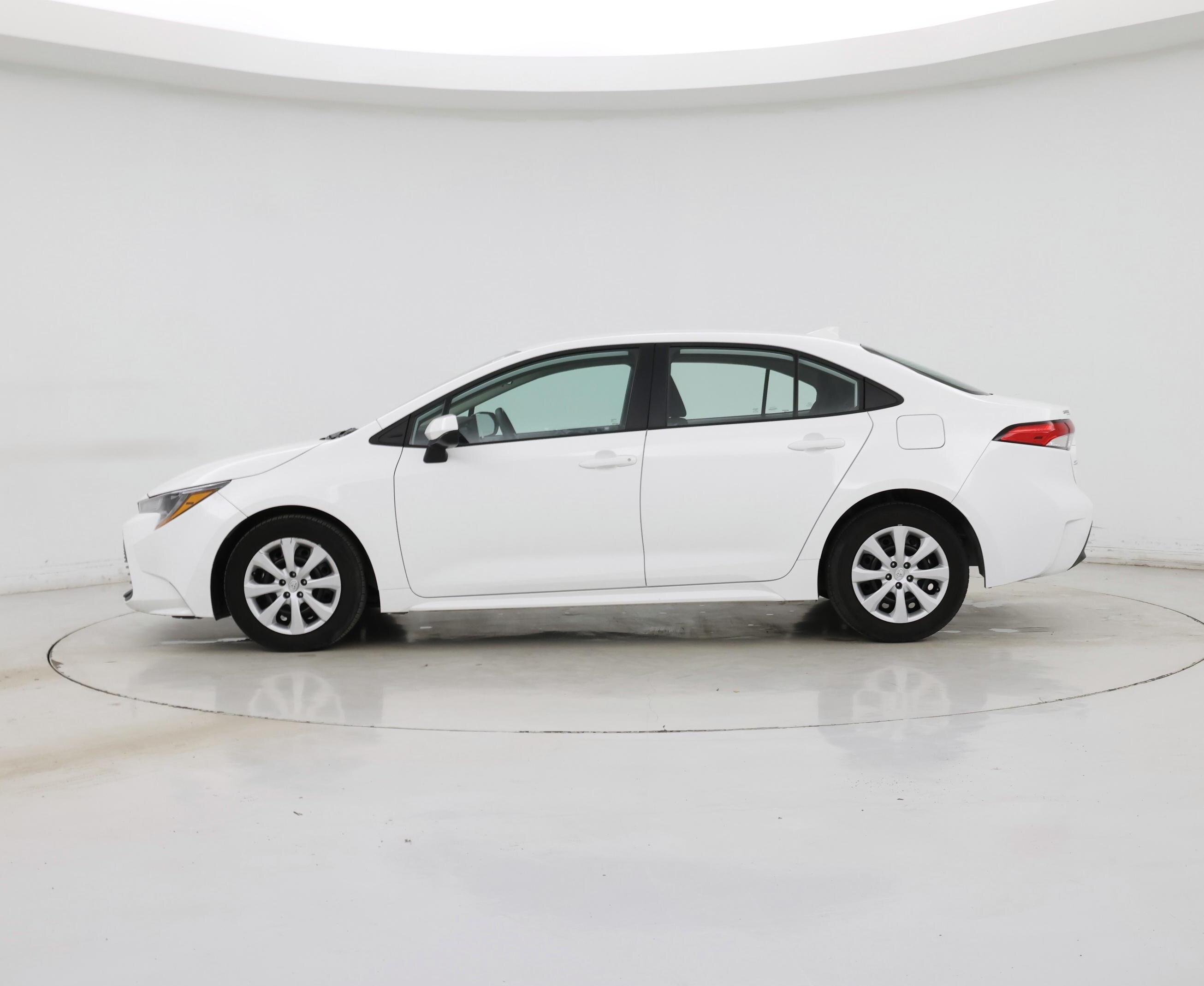 Thumbnail: 2024 Toyota Corolla - 3