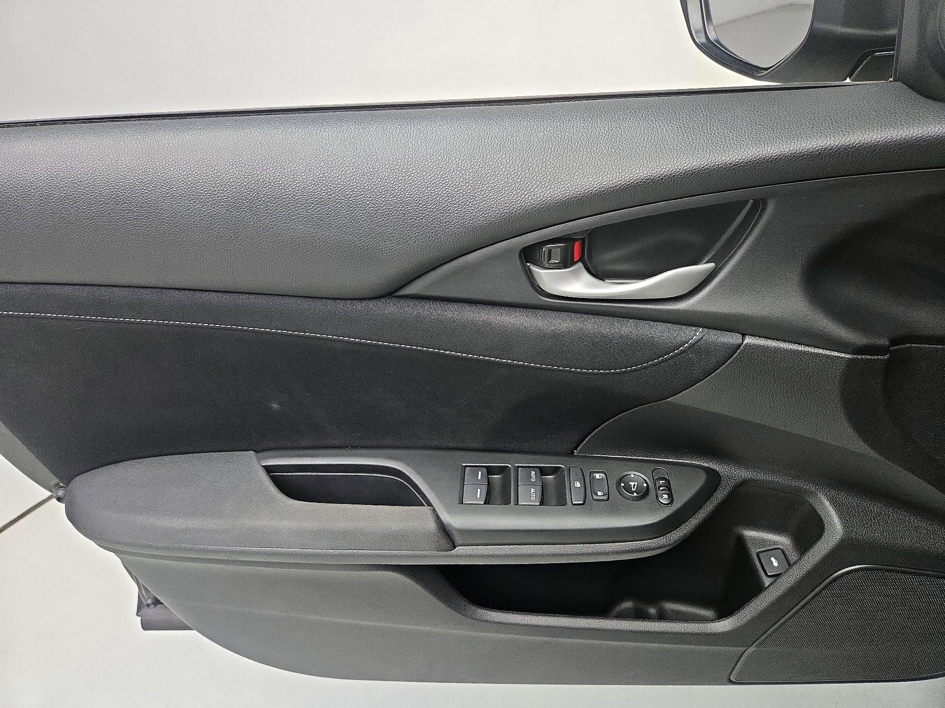 Thumbnail: 2022 Honda Insight - 12