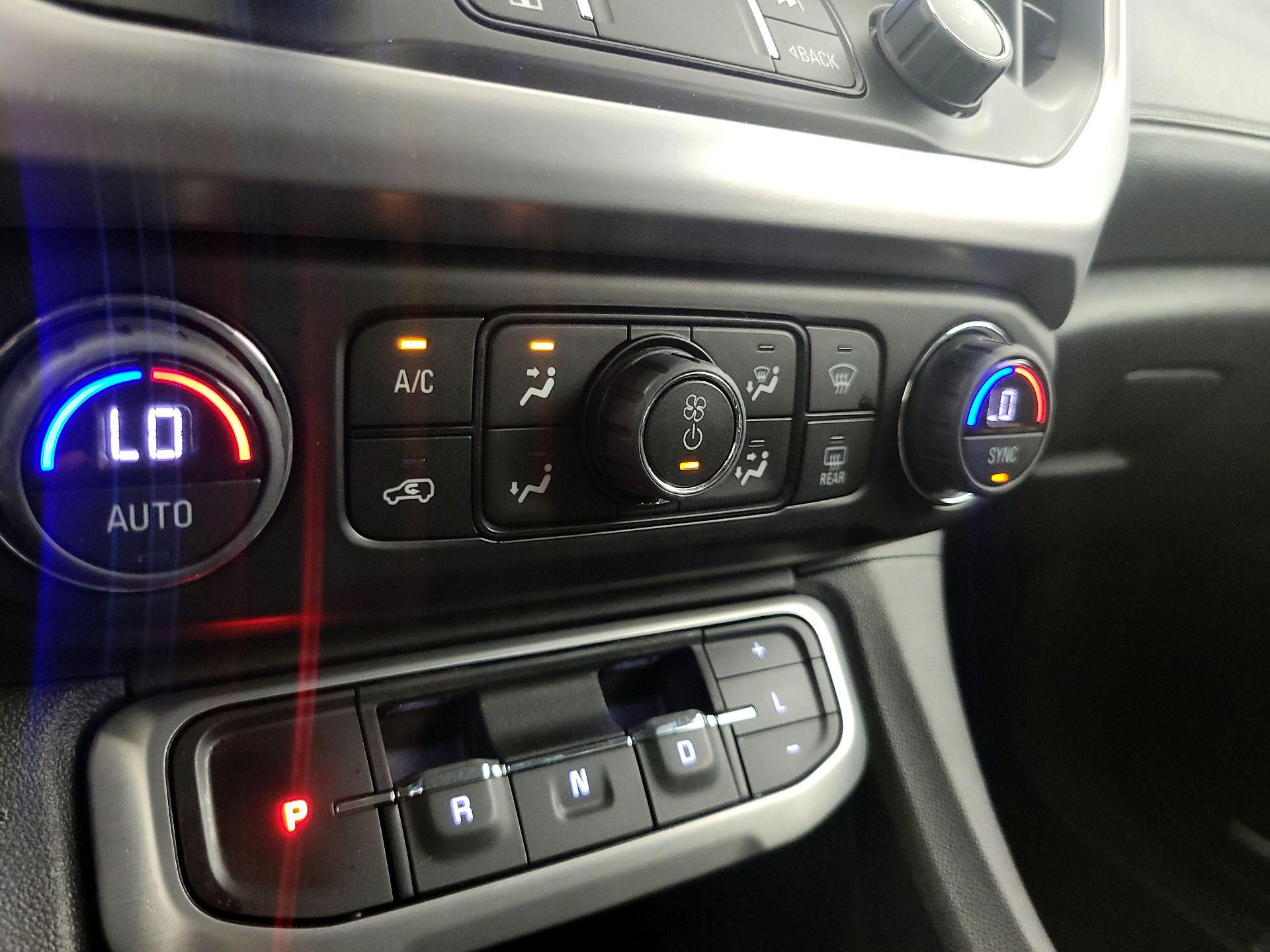 Thumbnail: 2023 GMC Acadia - 16