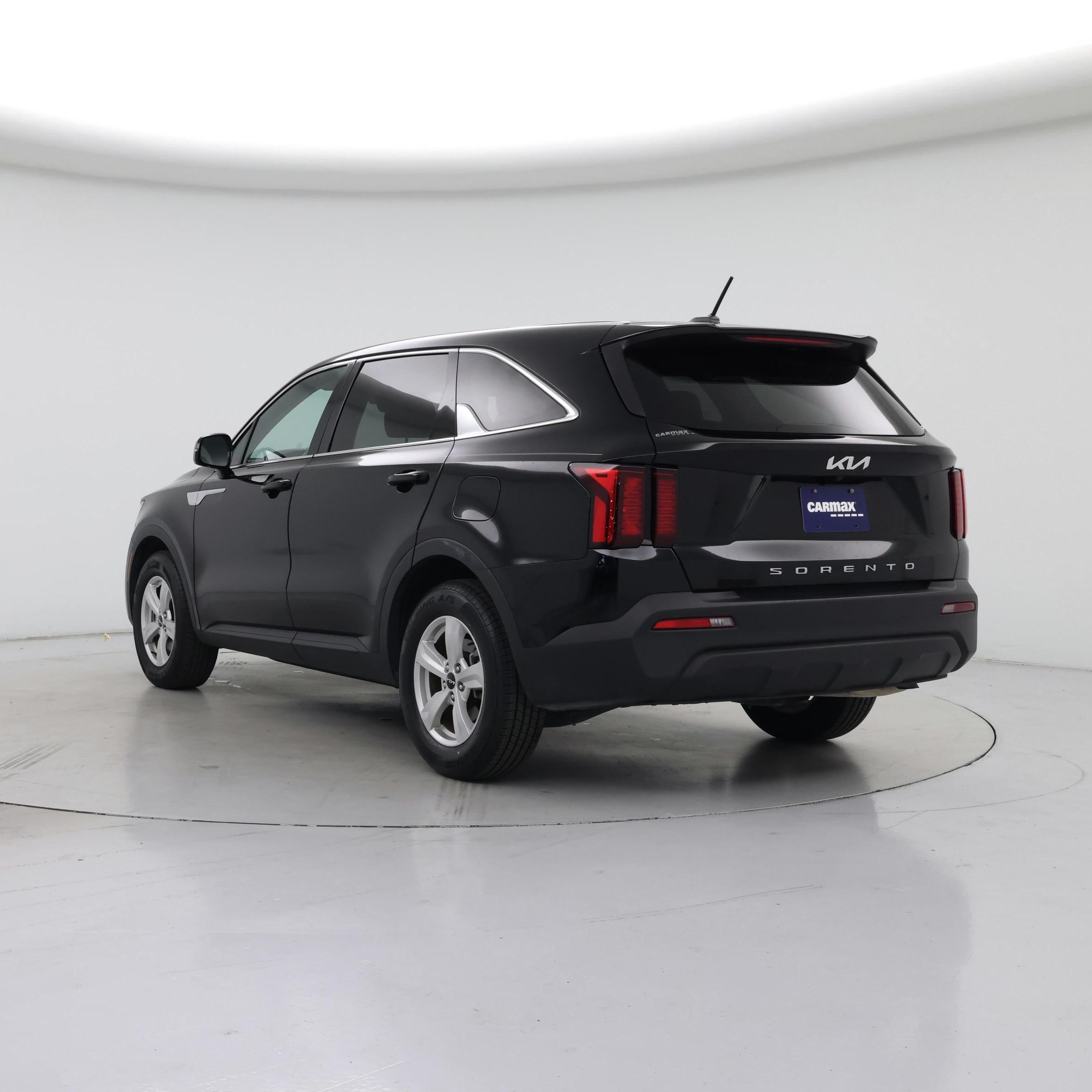 Thumbnail: 2022 Kia Sorento - 2