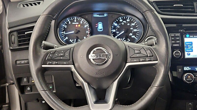 2017 Nissan Rogue SV 10