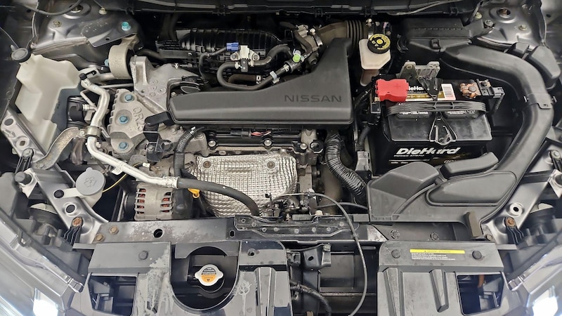2017 Nissan Rogue SV 22