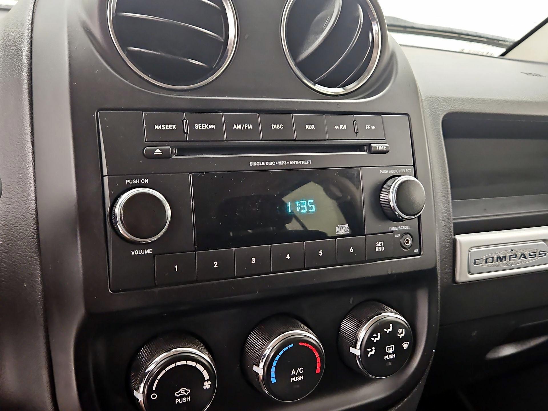 Thumbnail: 2014 Jeep Compass - 13