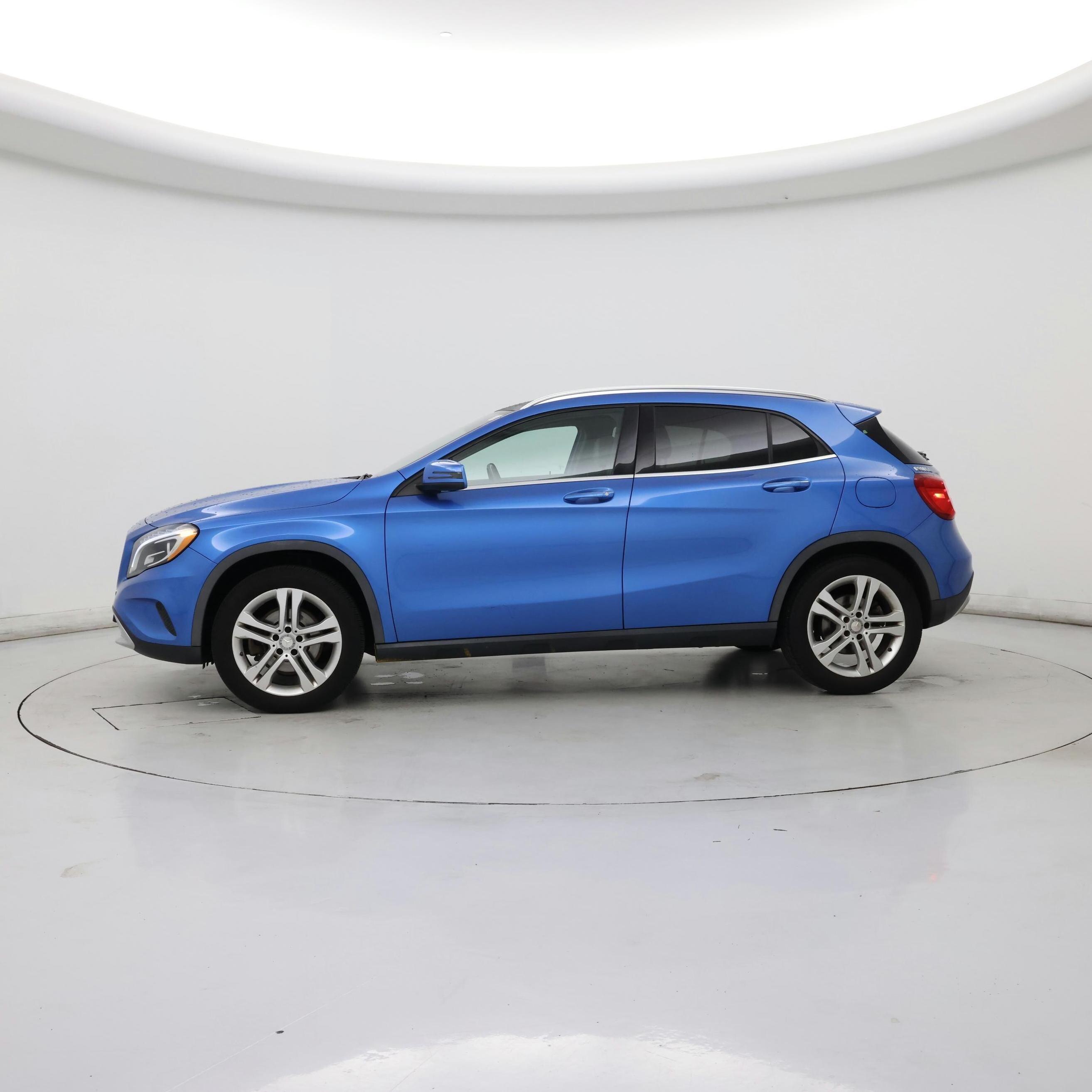 Thumbnail: 2015 Mercedes-Benz GLA - 3