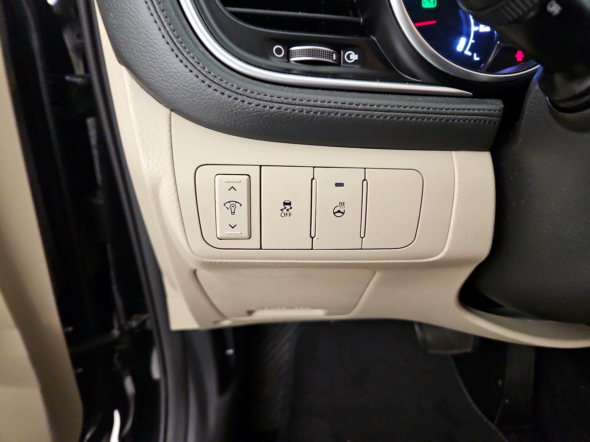 Thumbnail: 2014 Kia Optima - 13