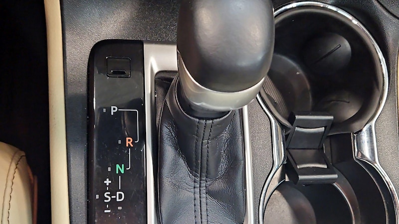 2019 Toyota Highlander Limited 18