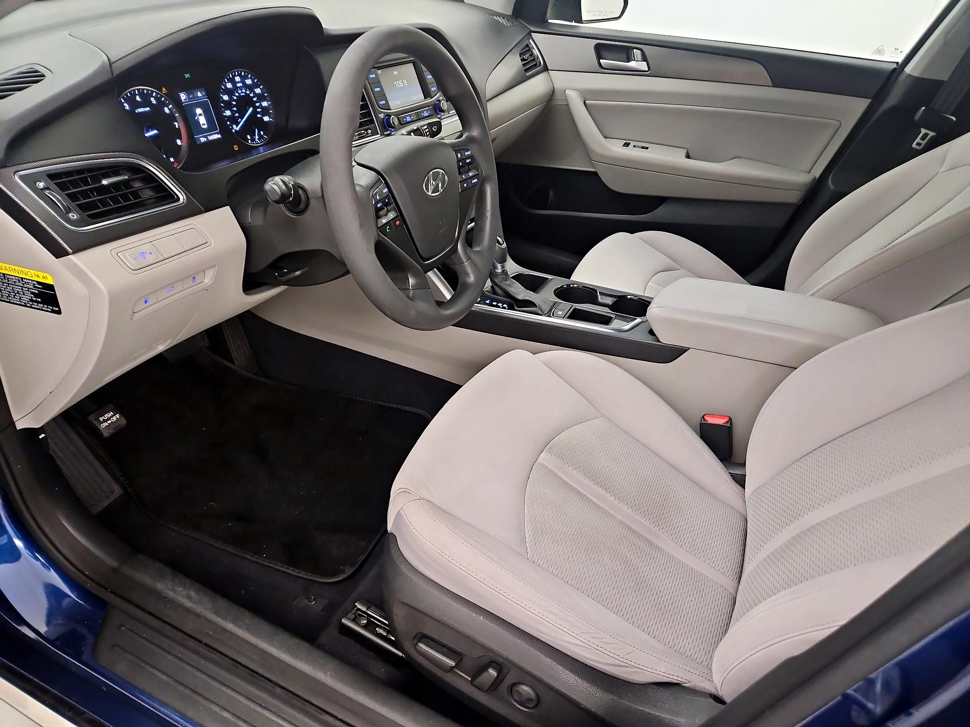 Thumbnail: 2015 Hyundai Sonata - 11