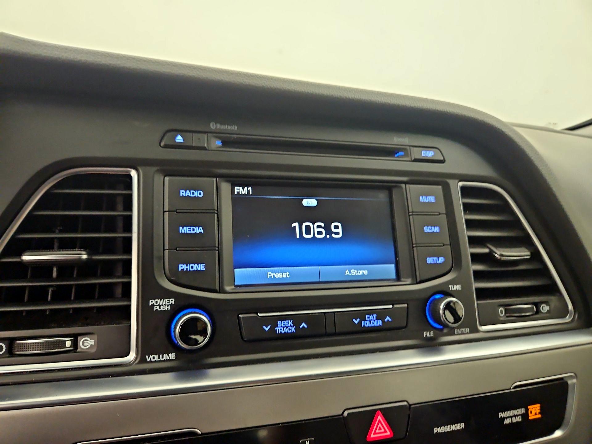 Thumbnail: 2015 Hyundai Sonata - 15