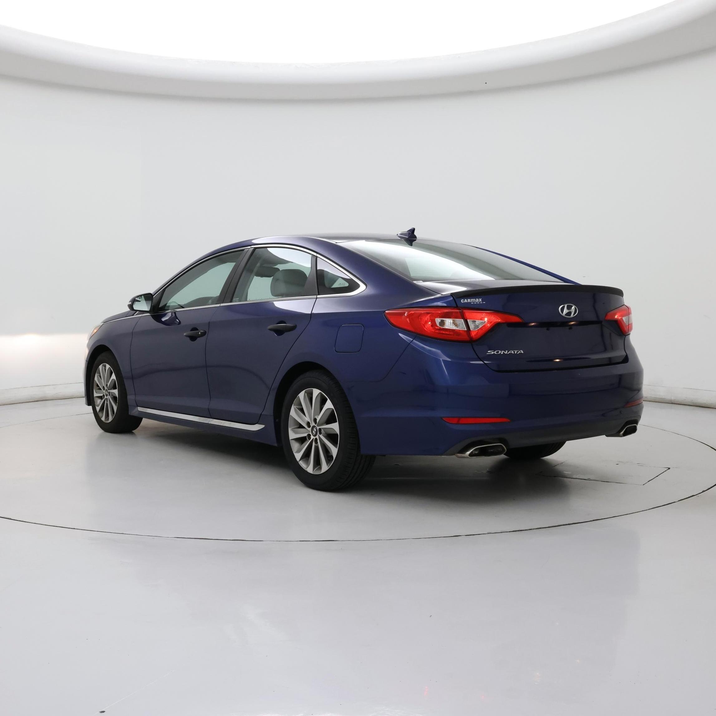 Thumbnail: 2015 Hyundai Sonata - 2