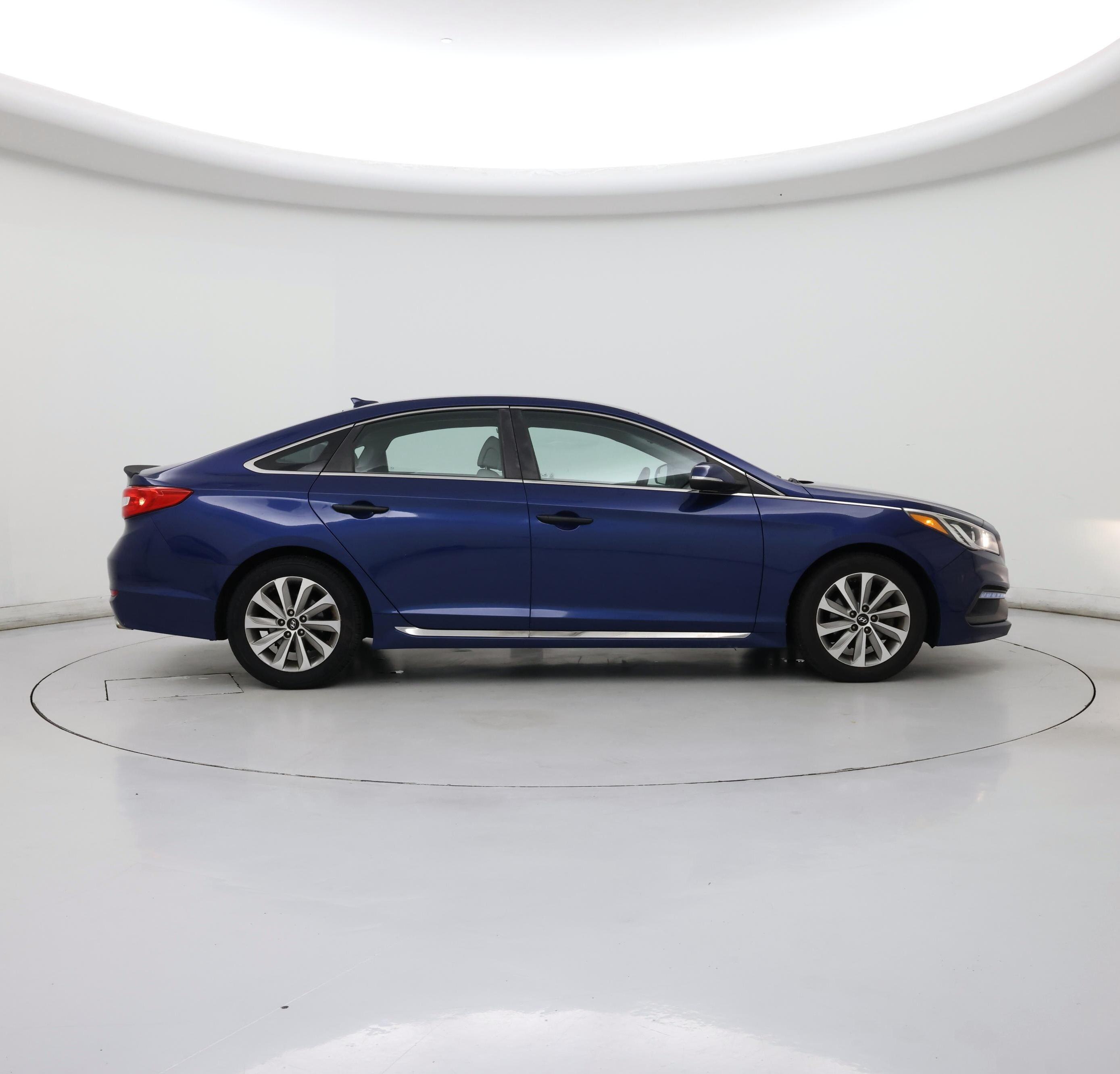 Thumbnail: 2015 Hyundai Sonata - 7