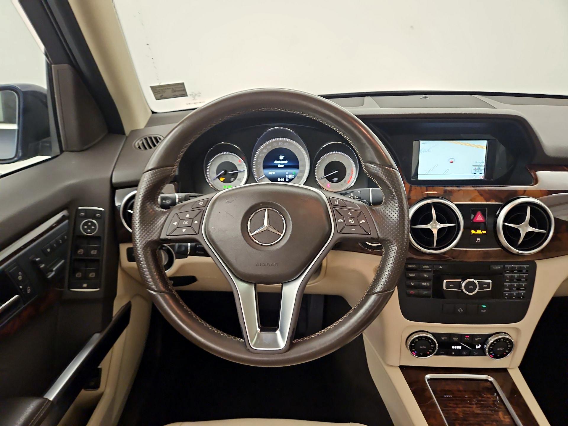 Thumbnail: 2015 Mercedes-Benz GLK - 10