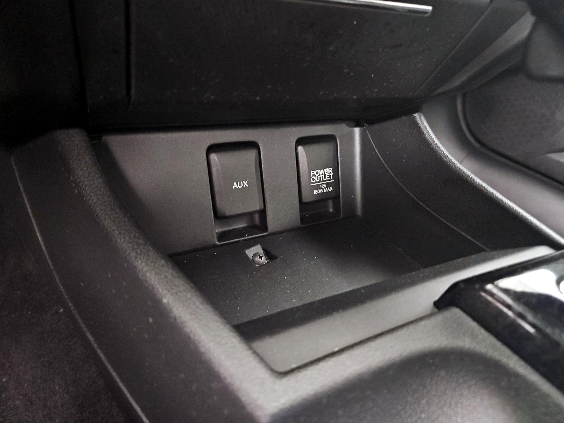 Thumbnail: 2014 Honda Civic - 18
