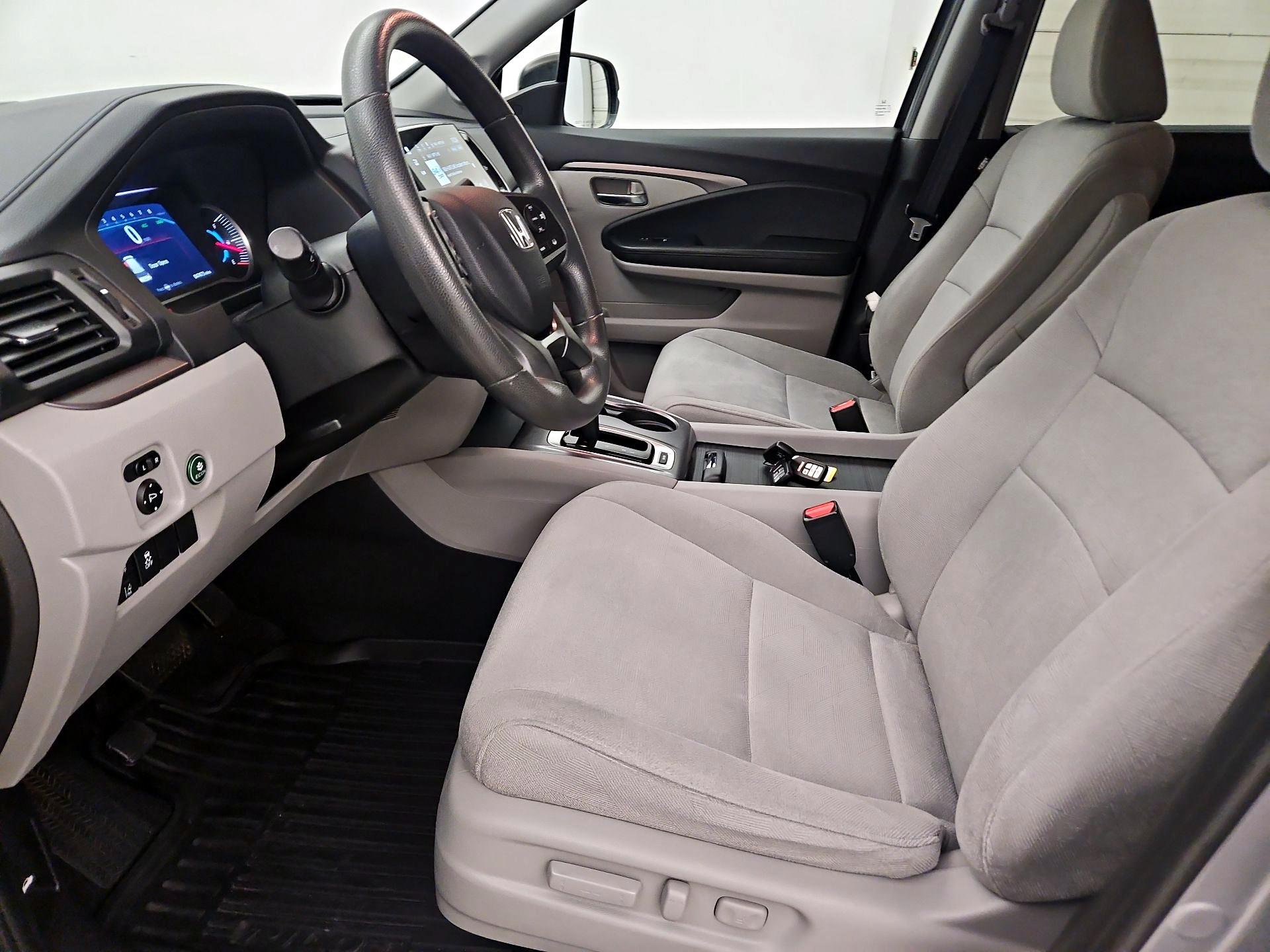 Thumbnail: 2020 Honda Pilot - 11