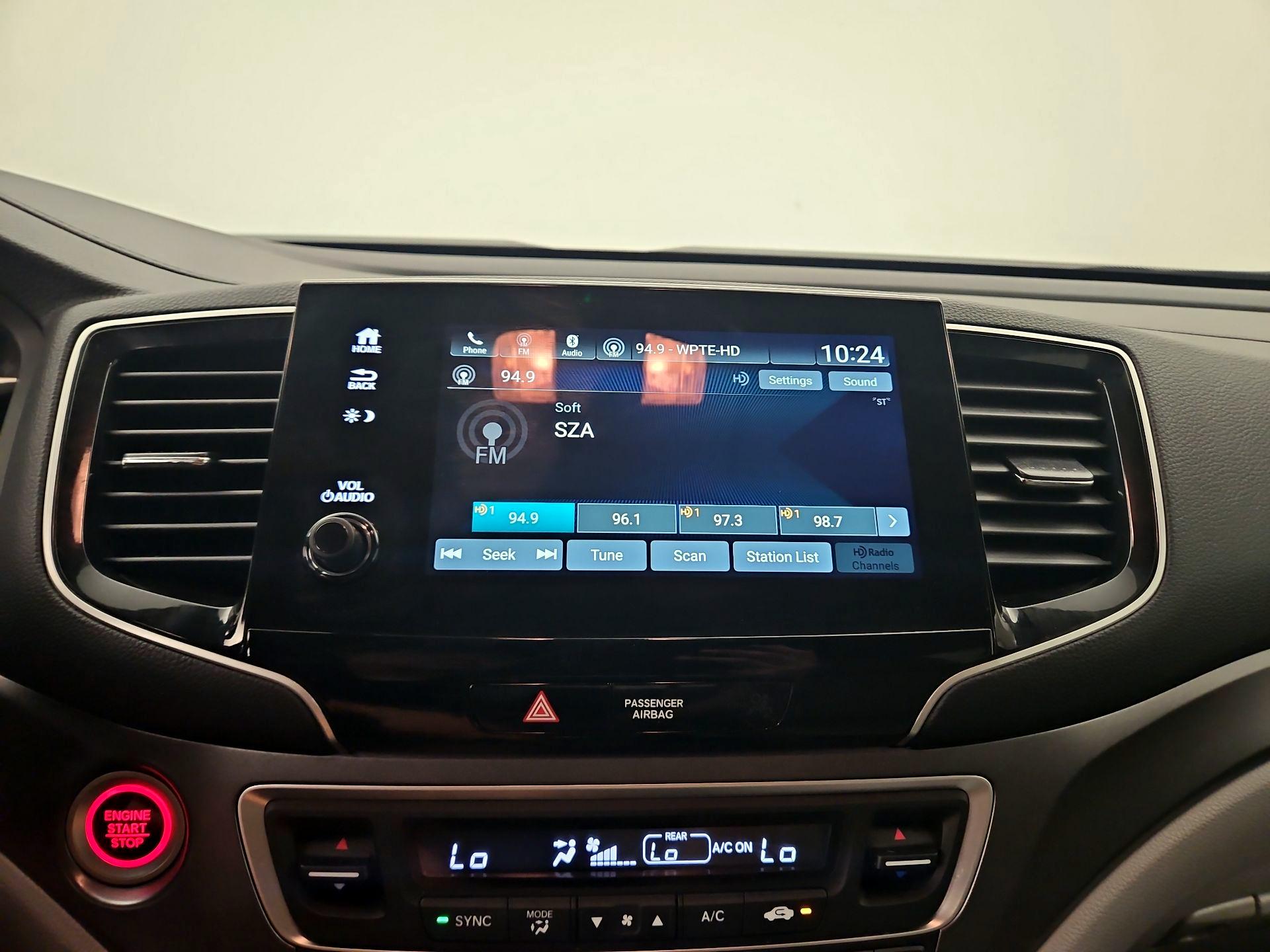 Thumbnail: 2020 Honda Pilot - 15