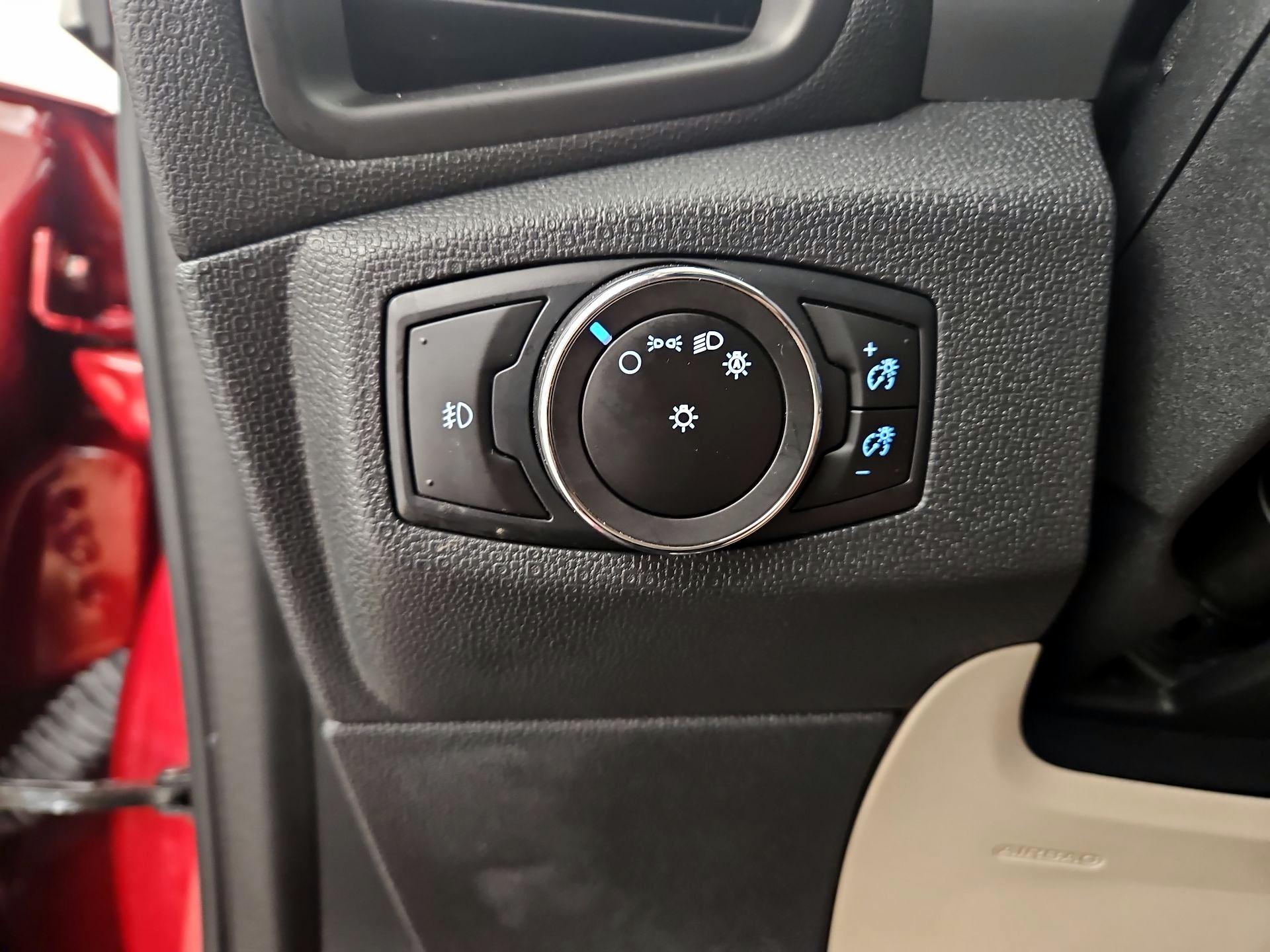 Thumbnail: 2018 Ford EcoSport - 13