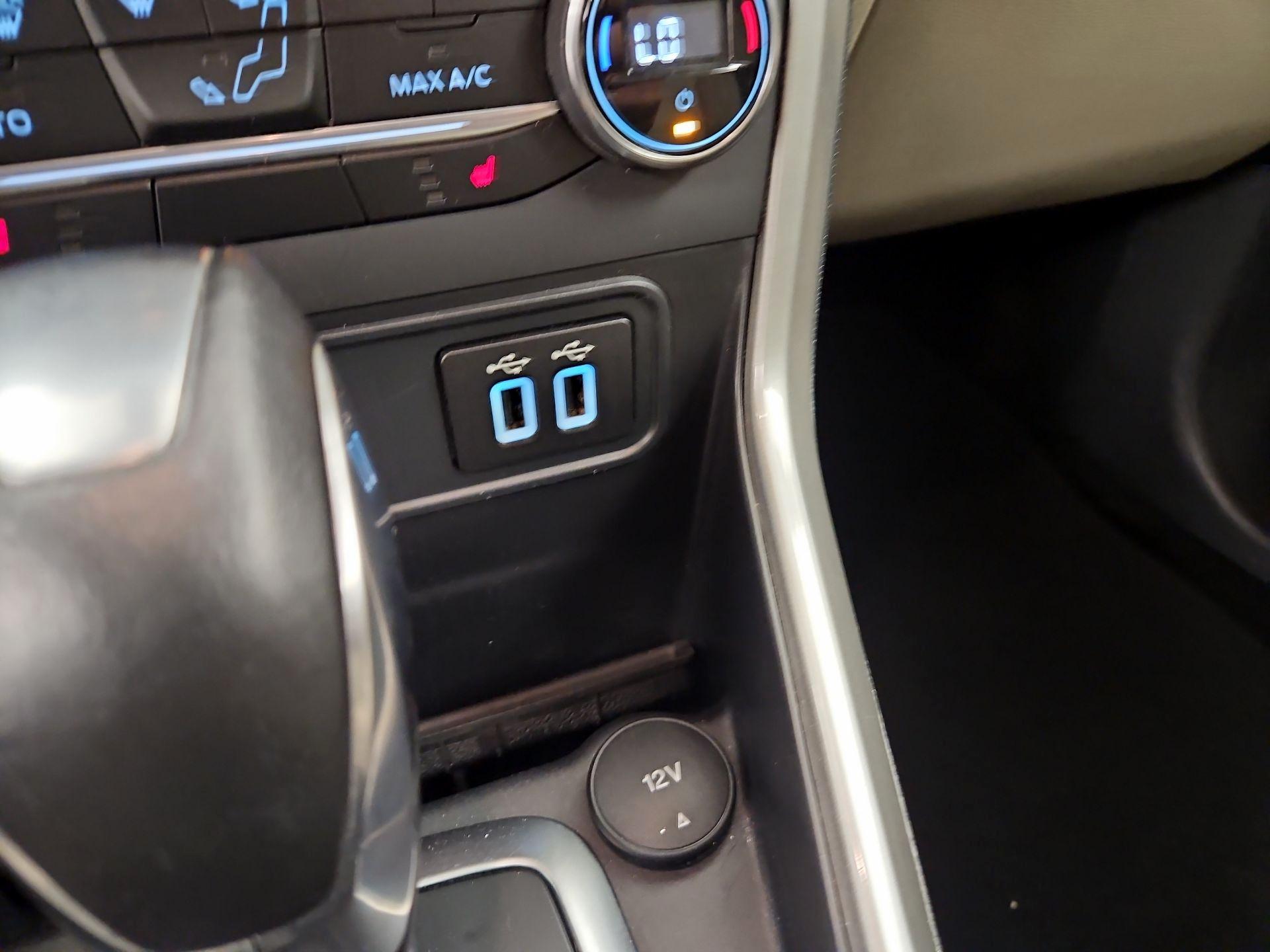 Thumbnail: 2018 Ford EcoSport - 18