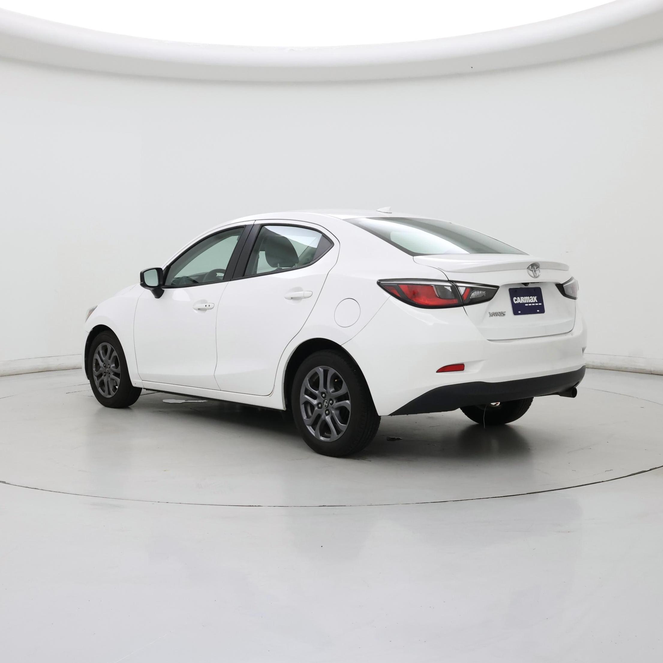Thumbnail: 2019 Toyota Yaris - 2