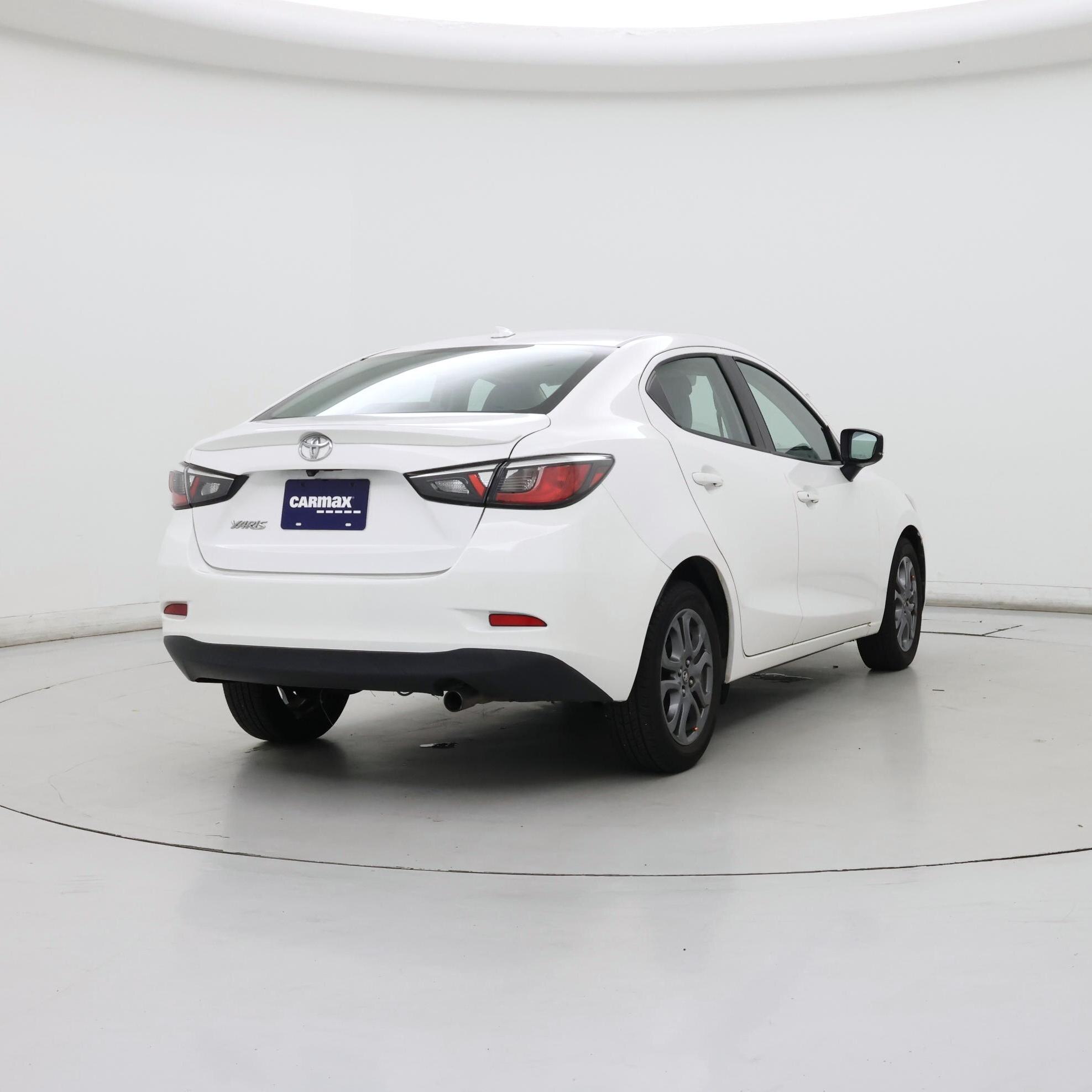 Thumbnail: 2019 Toyota Yaris - 8