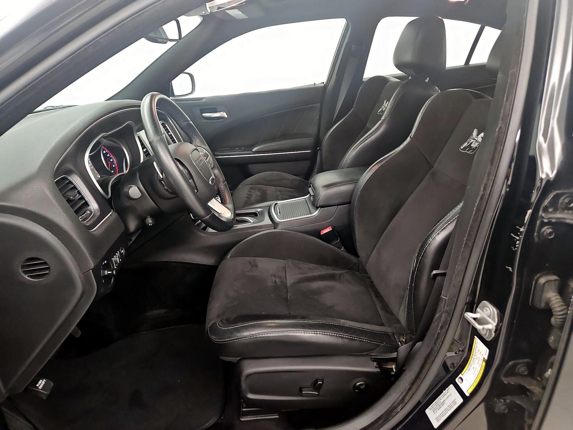 Thumbnail: 2016 Dodge Charger - 11