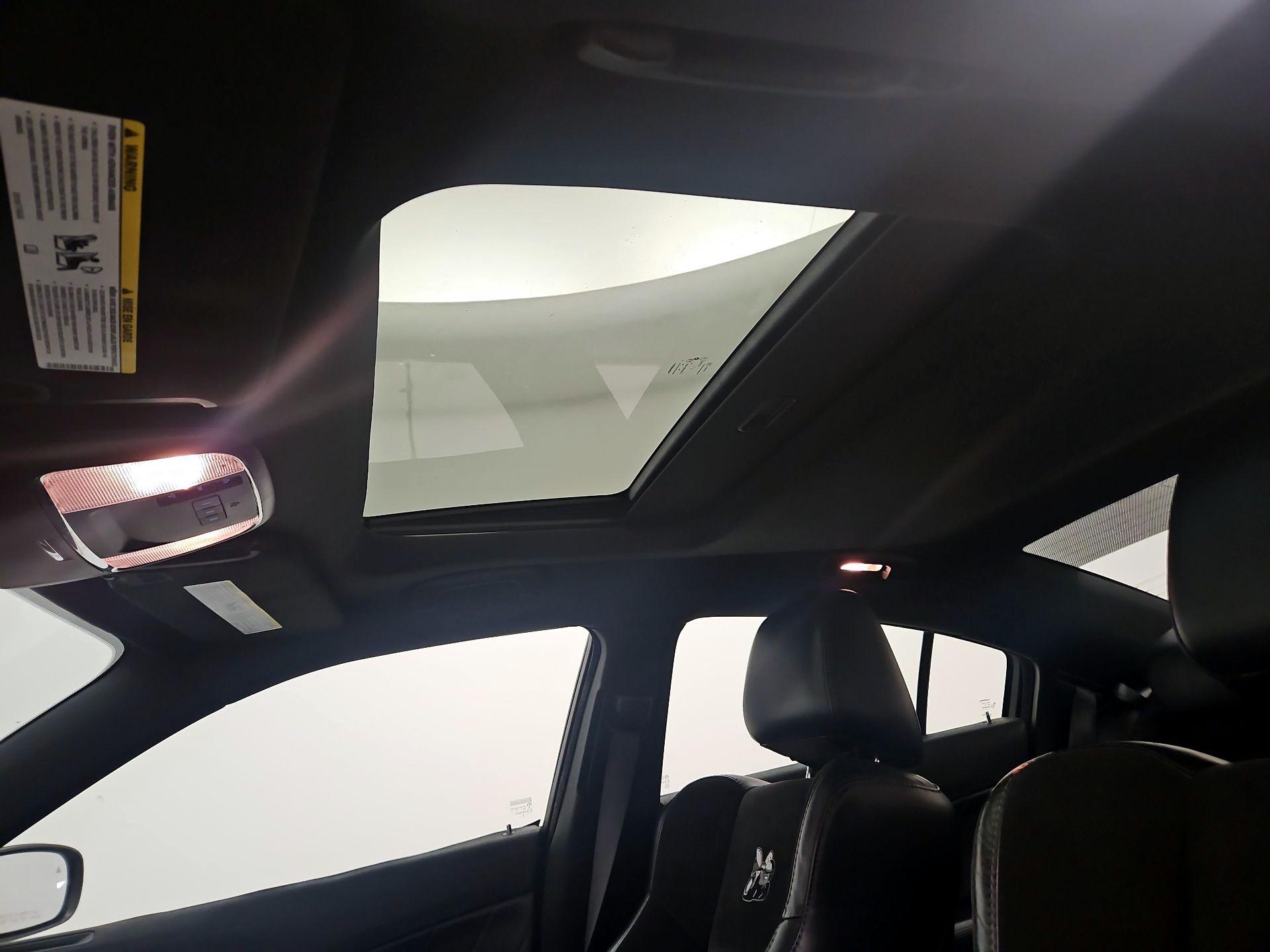 Thumbnail: 2016 Dodge Charger - 20