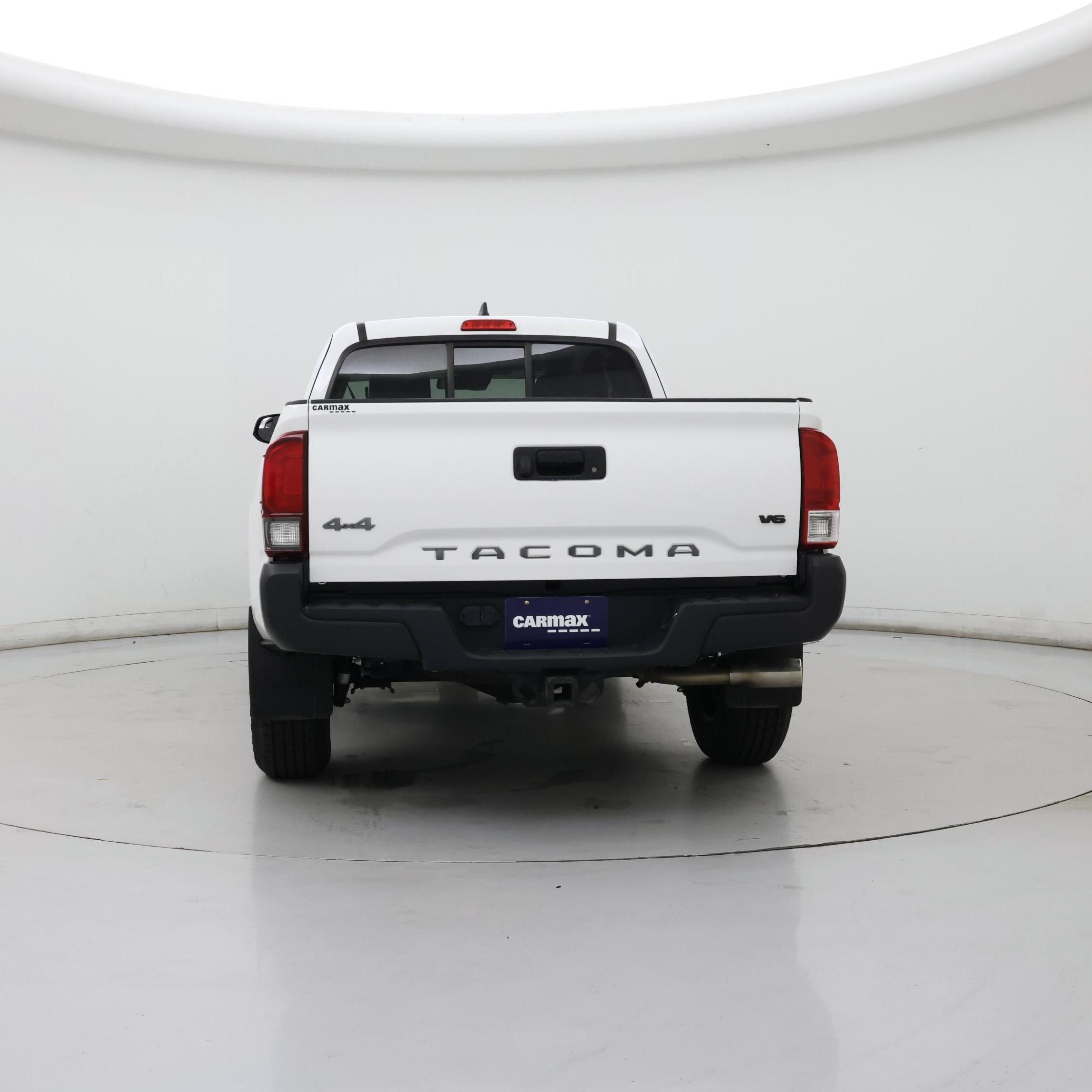 Thumbnail: 2019 Toyota Tacoma - 6