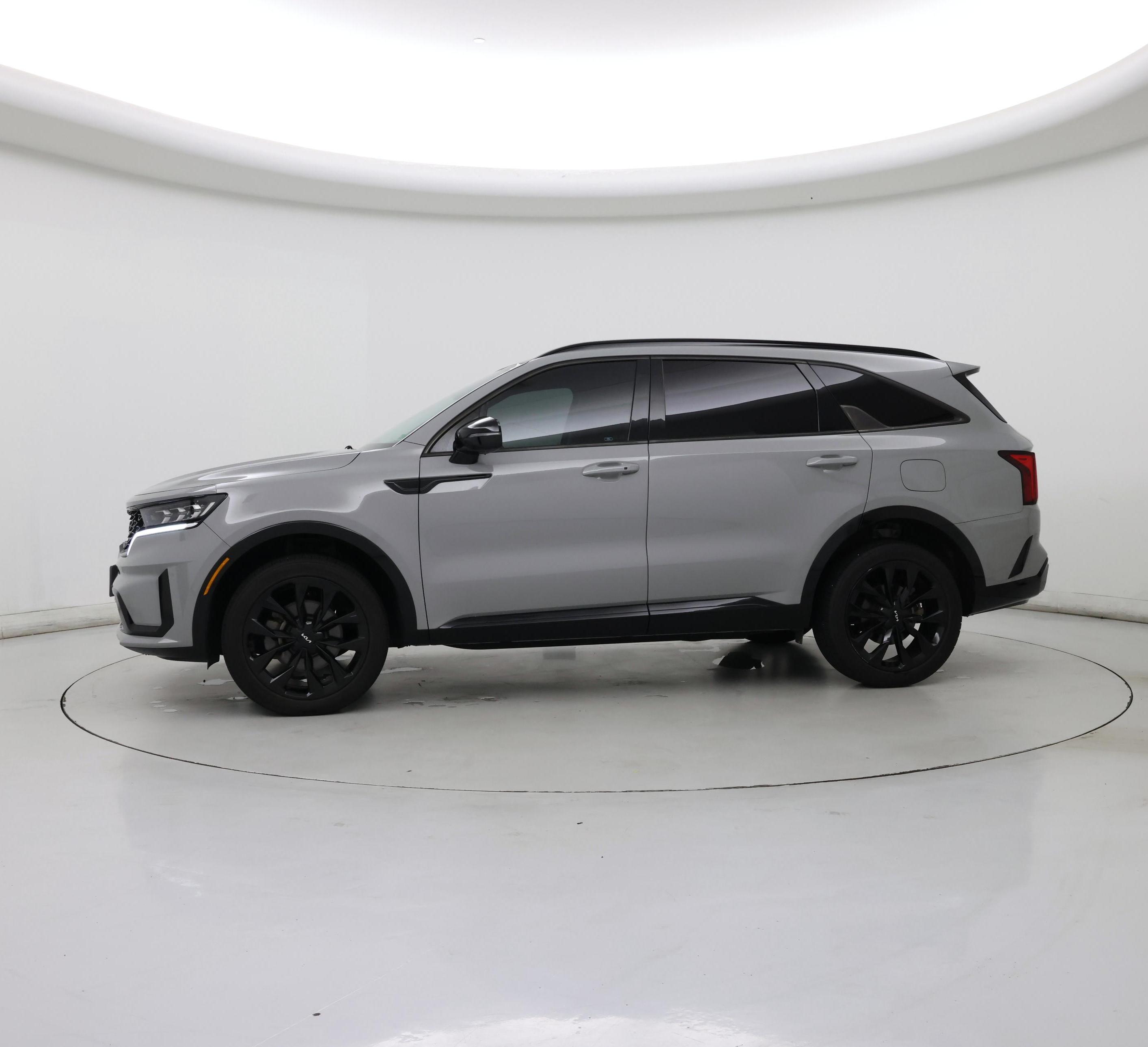 Thumbnail: 2022 Kia Sorento - 3