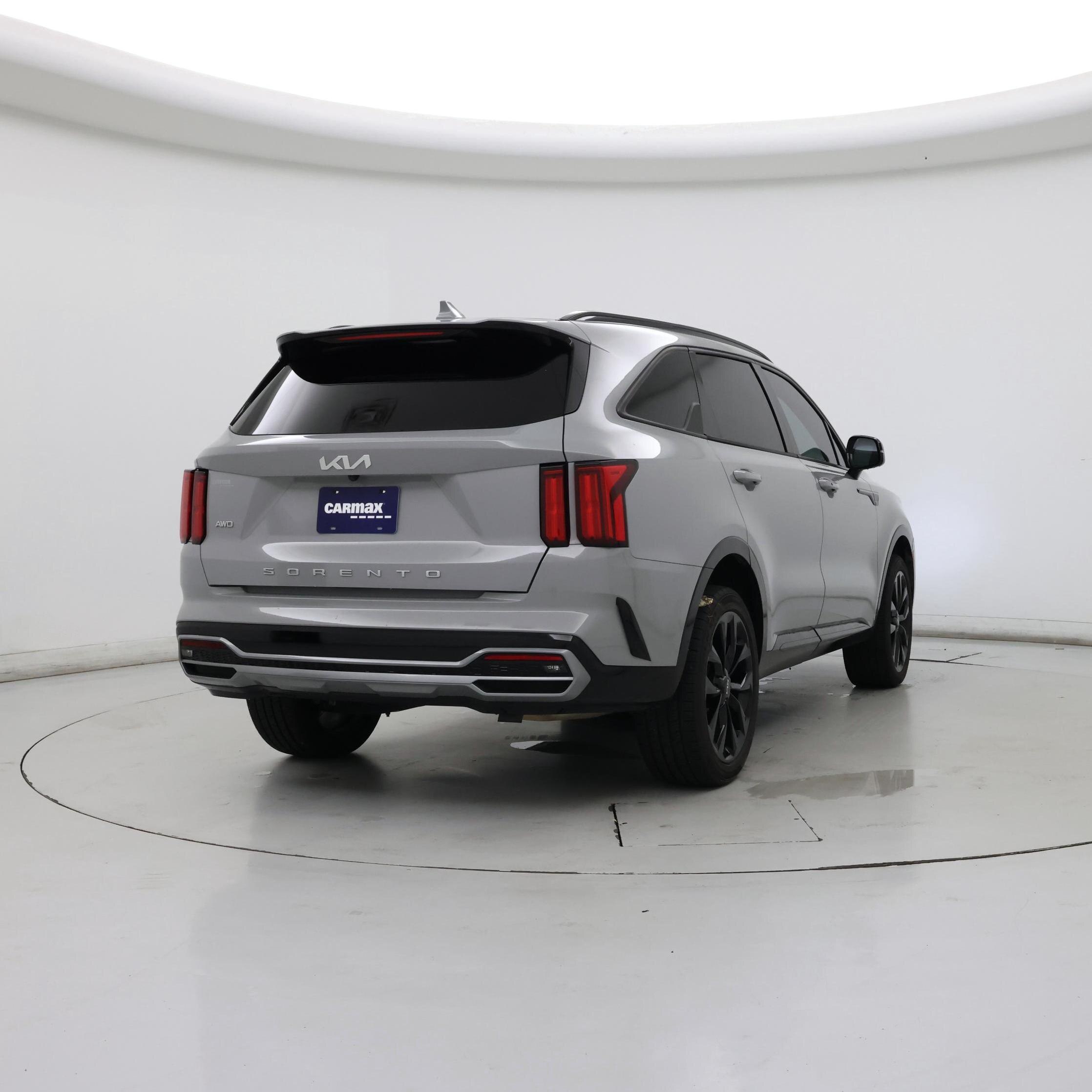 Thumbnail: 2022 Kia Sorento - 8