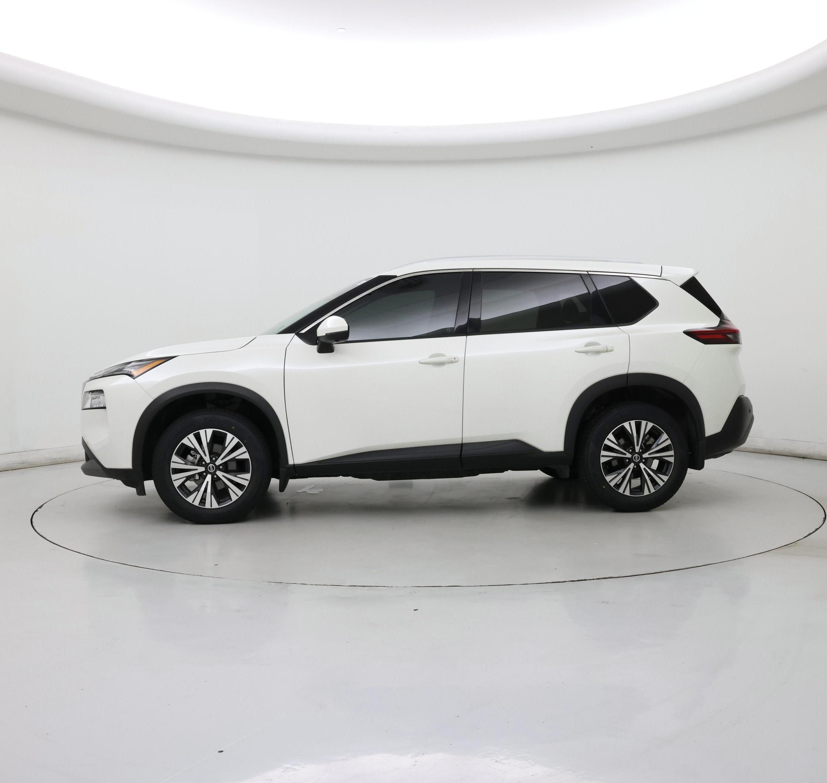 Thumbnail: 2021 Nissan Rogue - 3