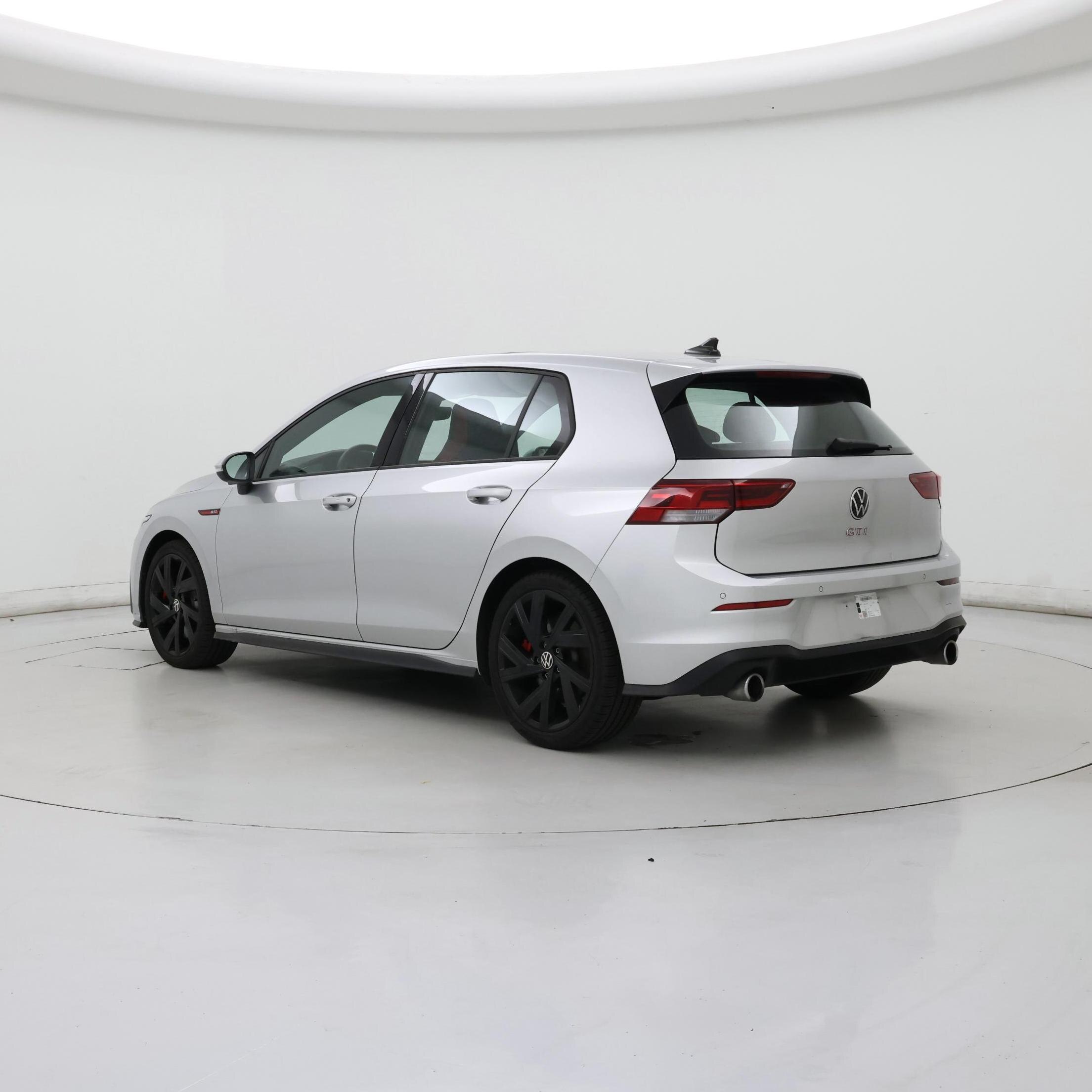 Thumbnail: 2023 Volkswagen Golf - 2