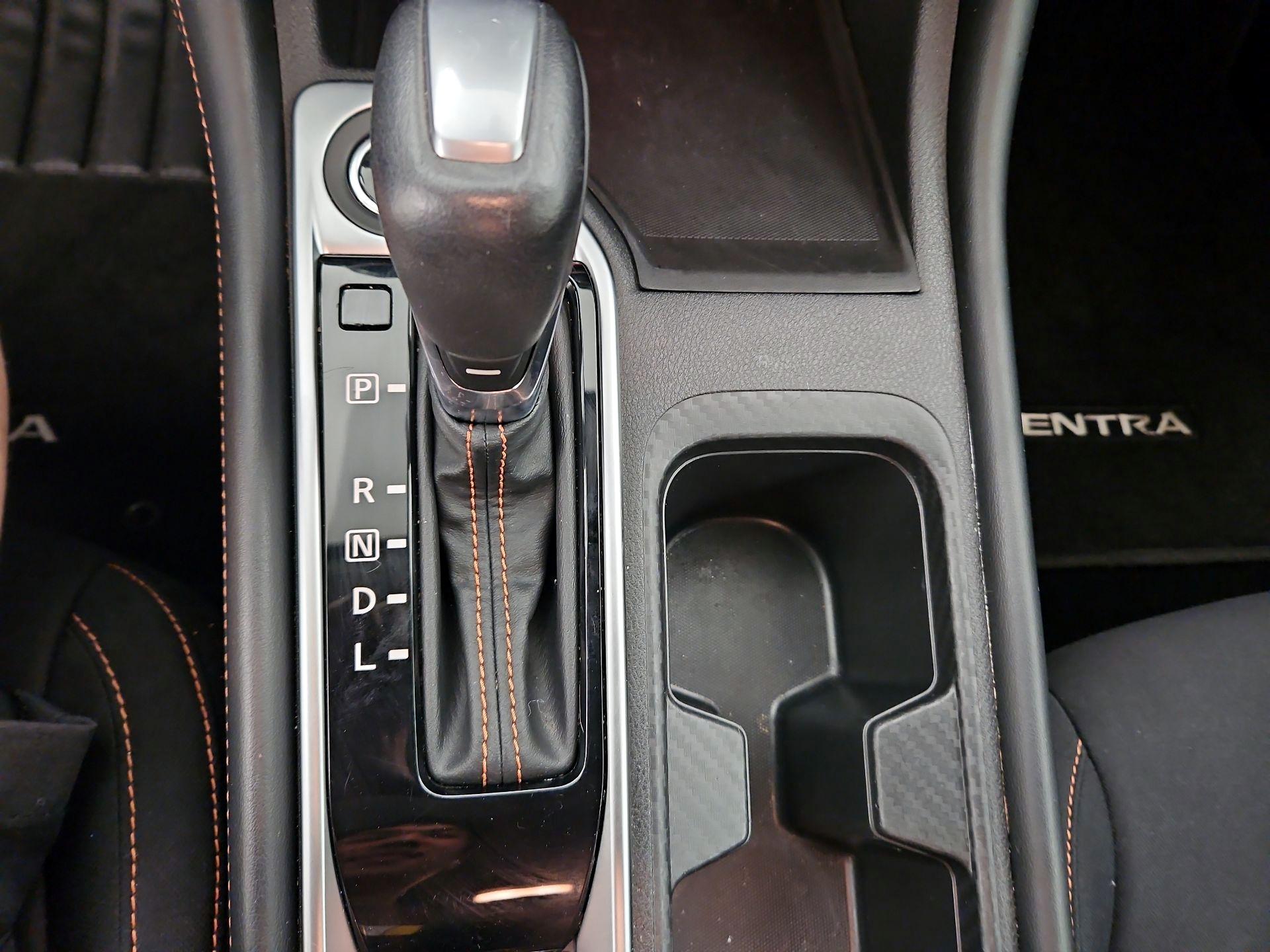 Thumbnail: 2021 Nissan Sentra - 17