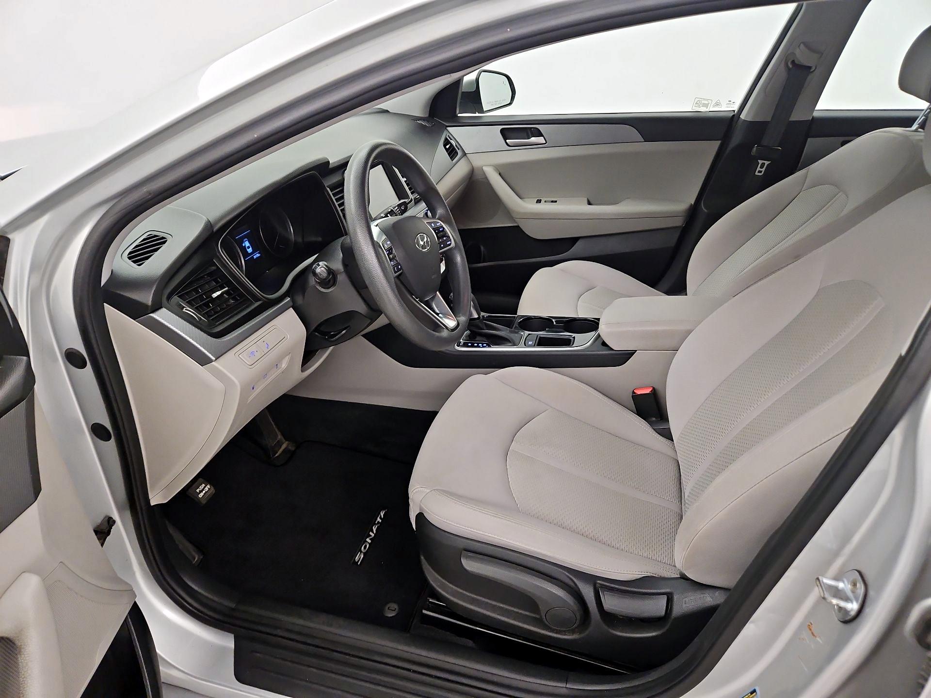 Thumbnail: 2019 Hyundai Sonata - 11