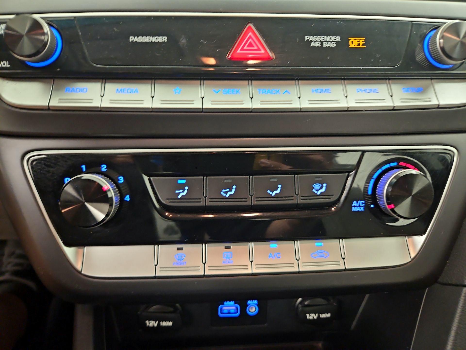 Thumbnail: 2019 Hyundai Sonata - 16