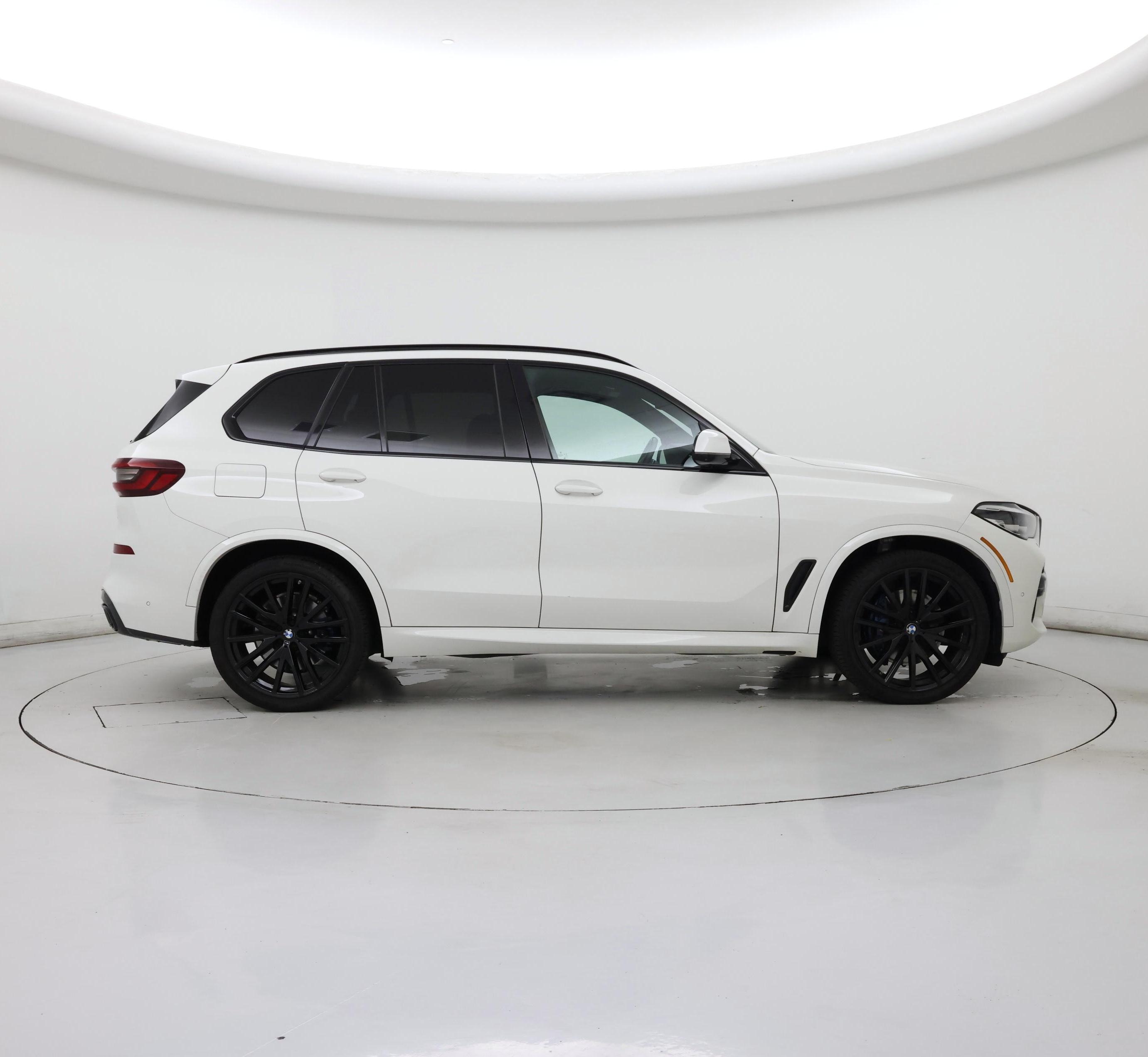 Thumbnail: 2021 BMW X5 - 7