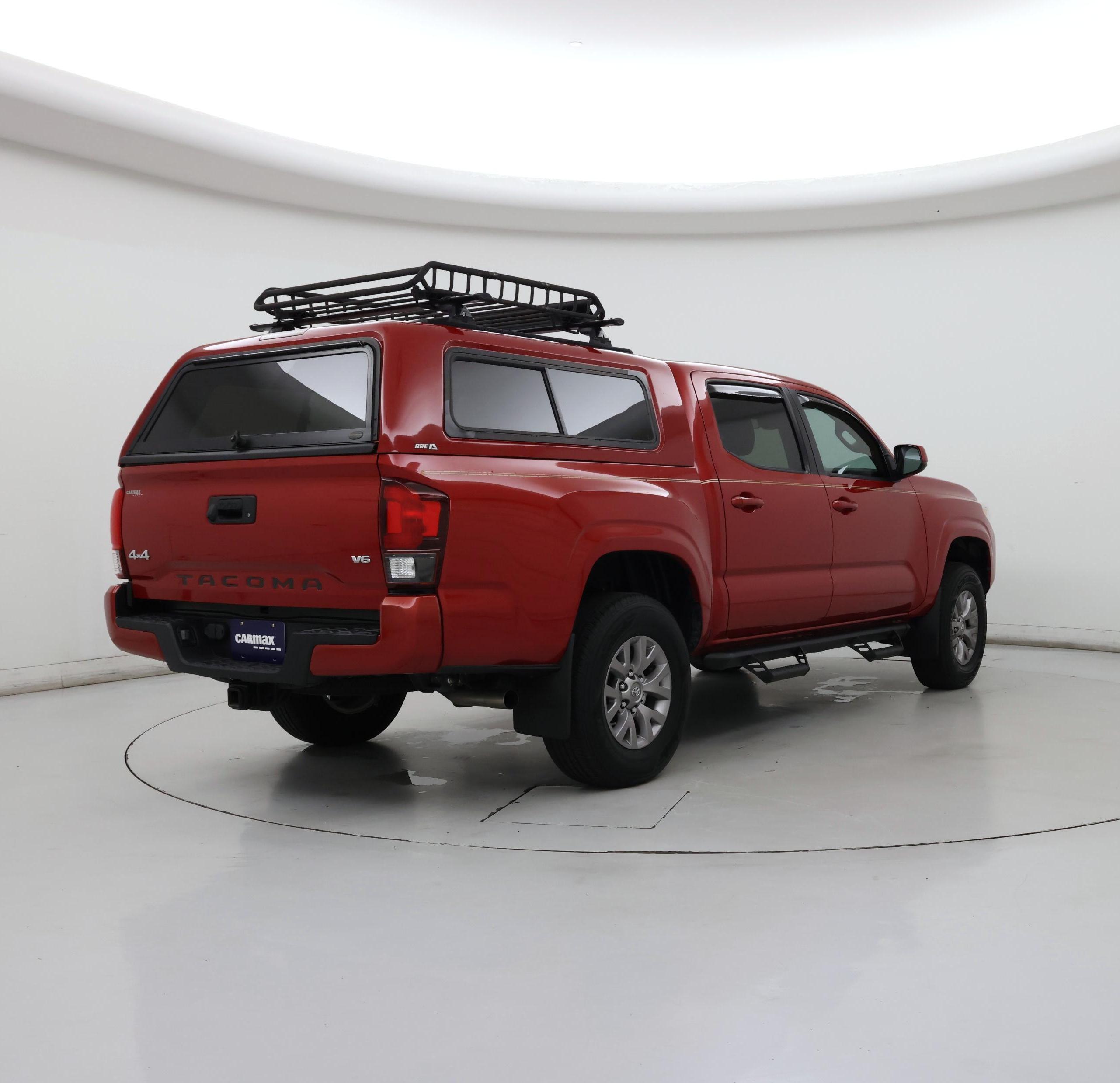 Thumbnail: 2018 Toyota Tacoma - 8