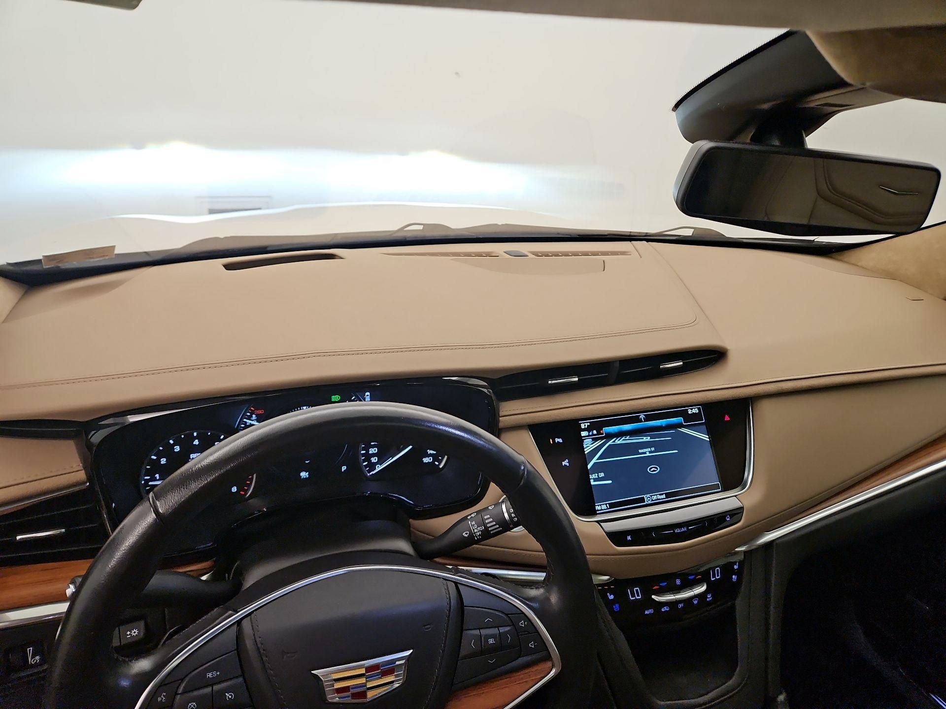 Thumbnail: 2019 Cadillac XT5 - 9