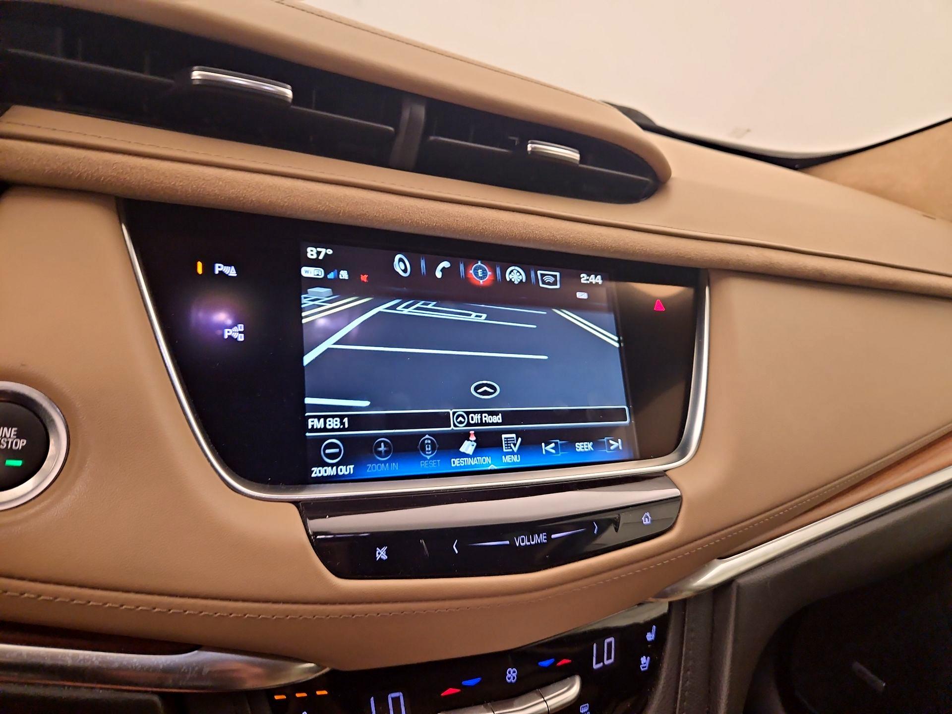 Thumbnail: 2019 Cadillac XT5 - 14