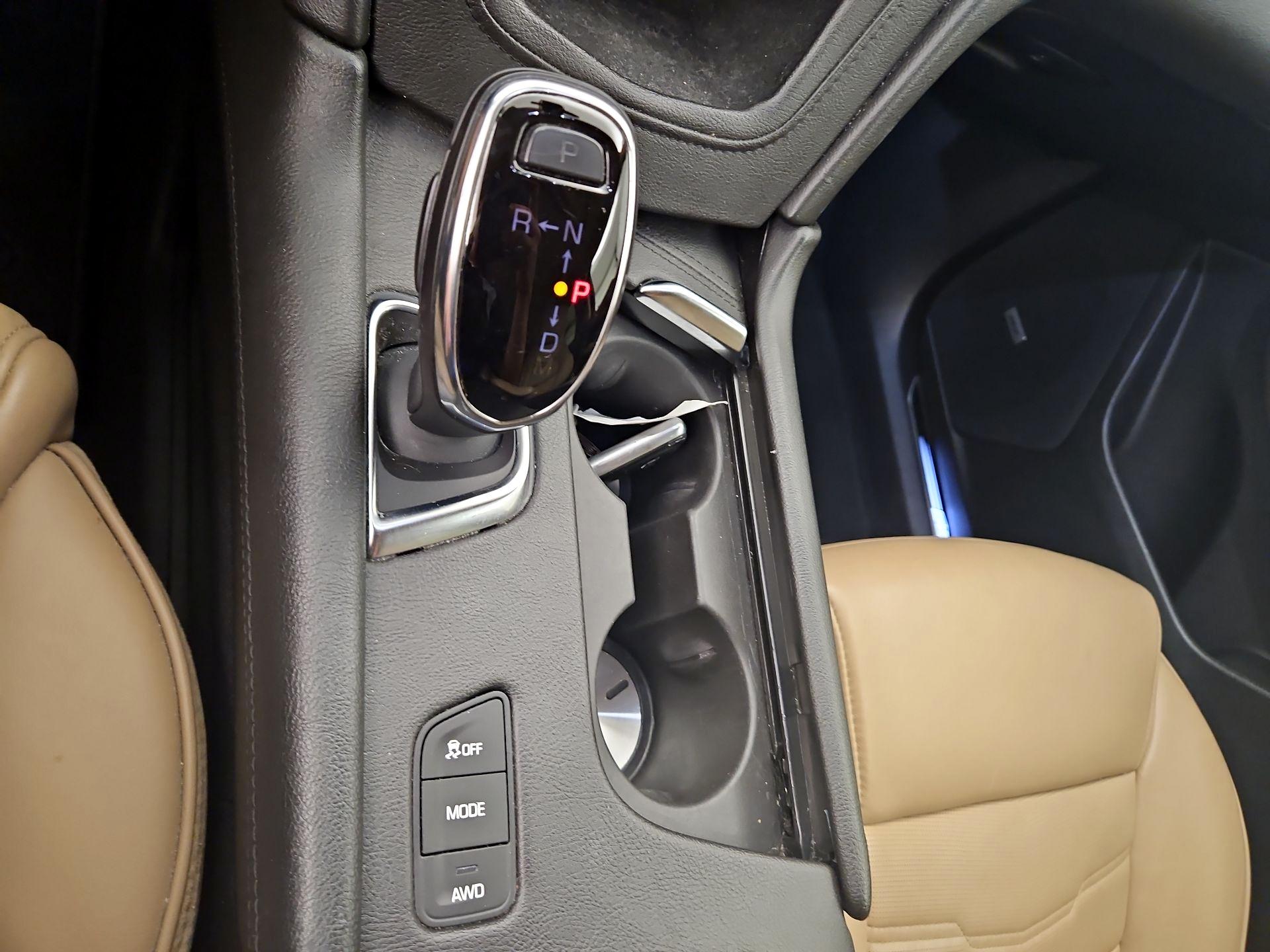 Thumbnail: 2019 Cadillac XT5 - 18