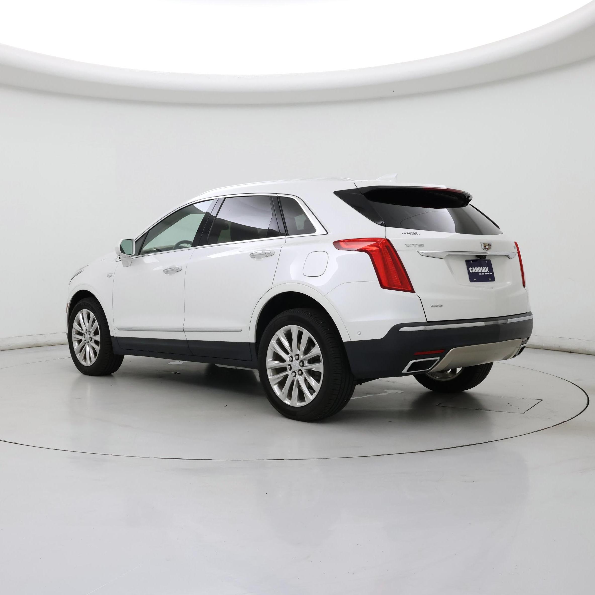 Thumbnail: 2019 Cadillac XT5 - 2