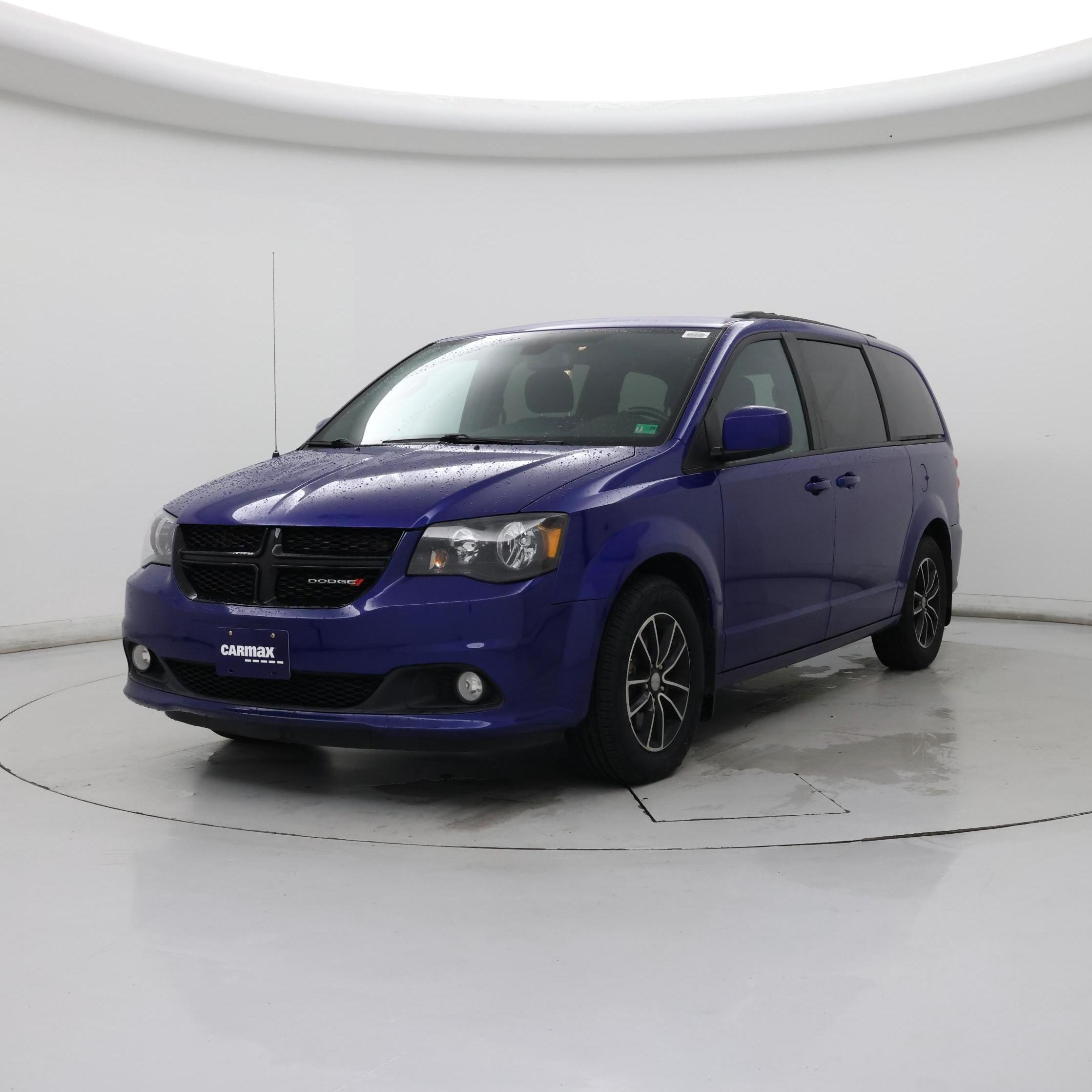 Thumbnail: 2019 Dodge Grand Caravan - 4