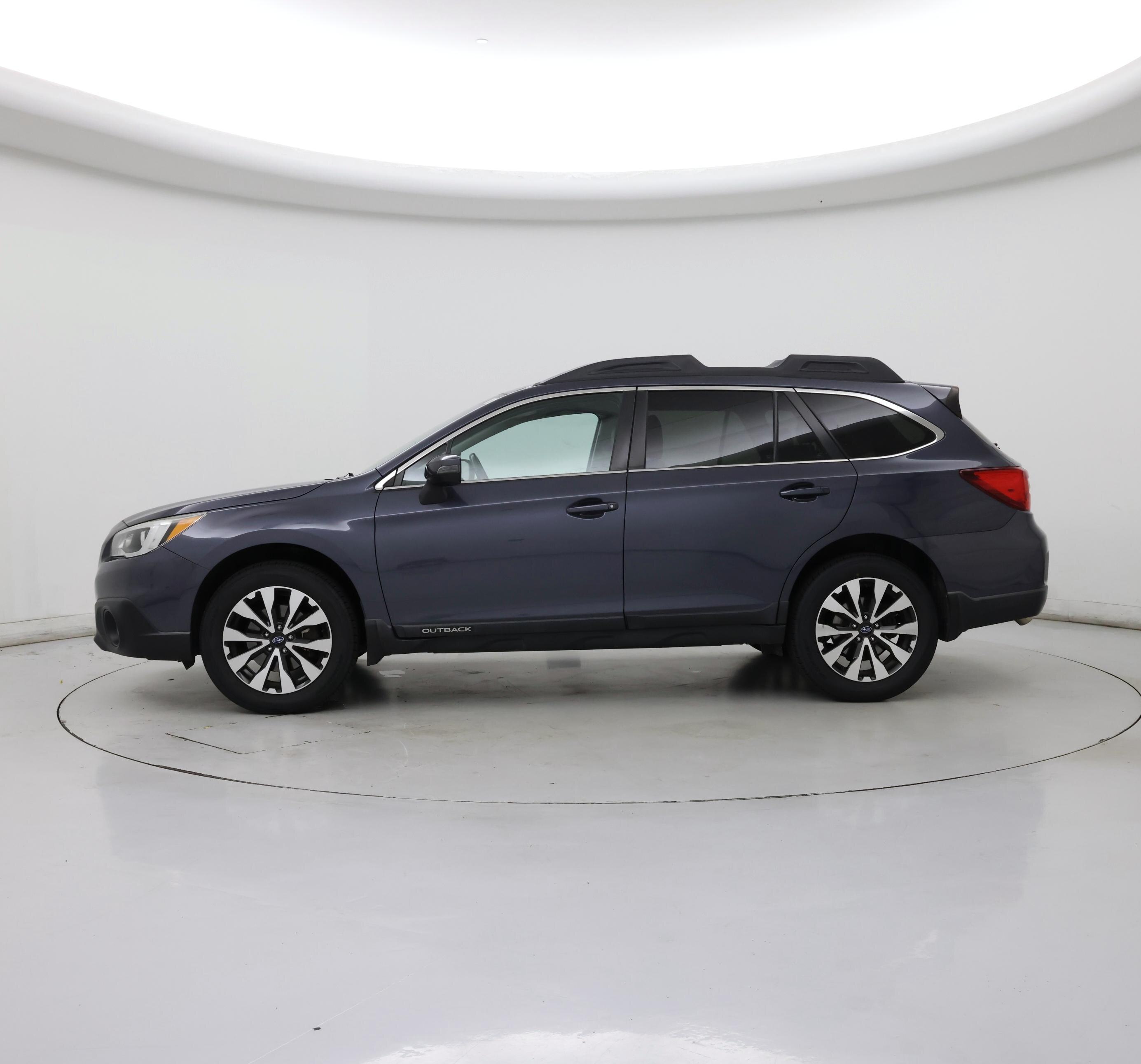 Thumbnail: 2015 Subaru Outback - 3